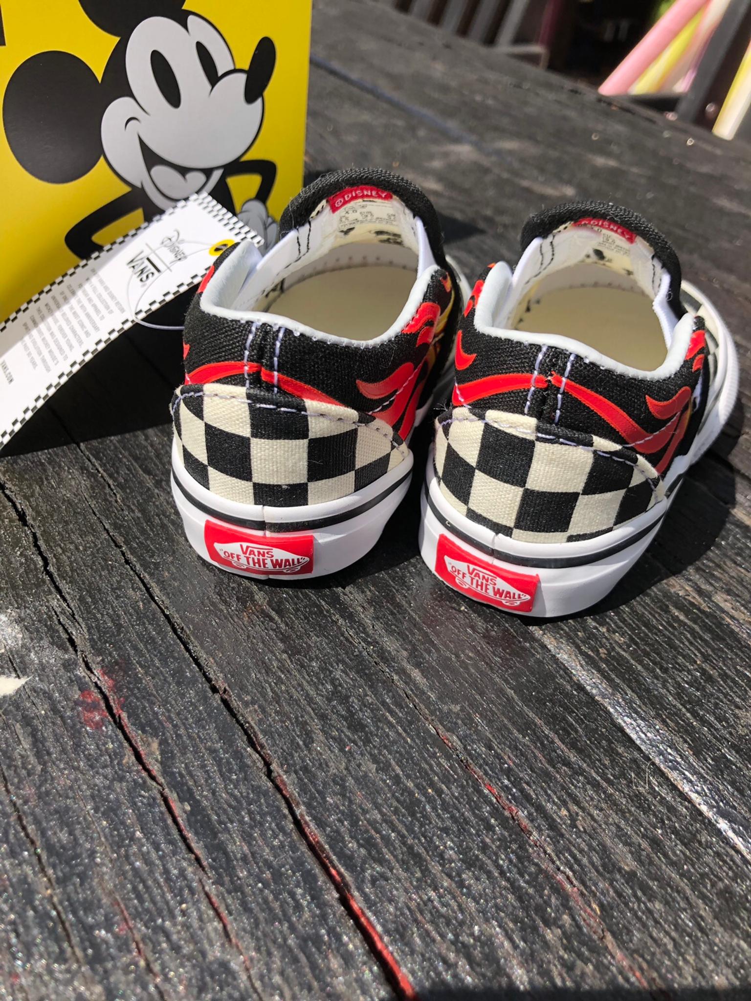 baby vans mickey mouse 