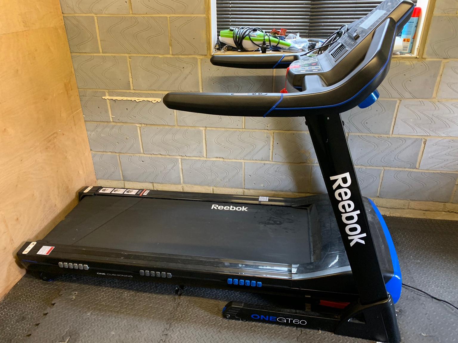reebok one gt60 treadmill