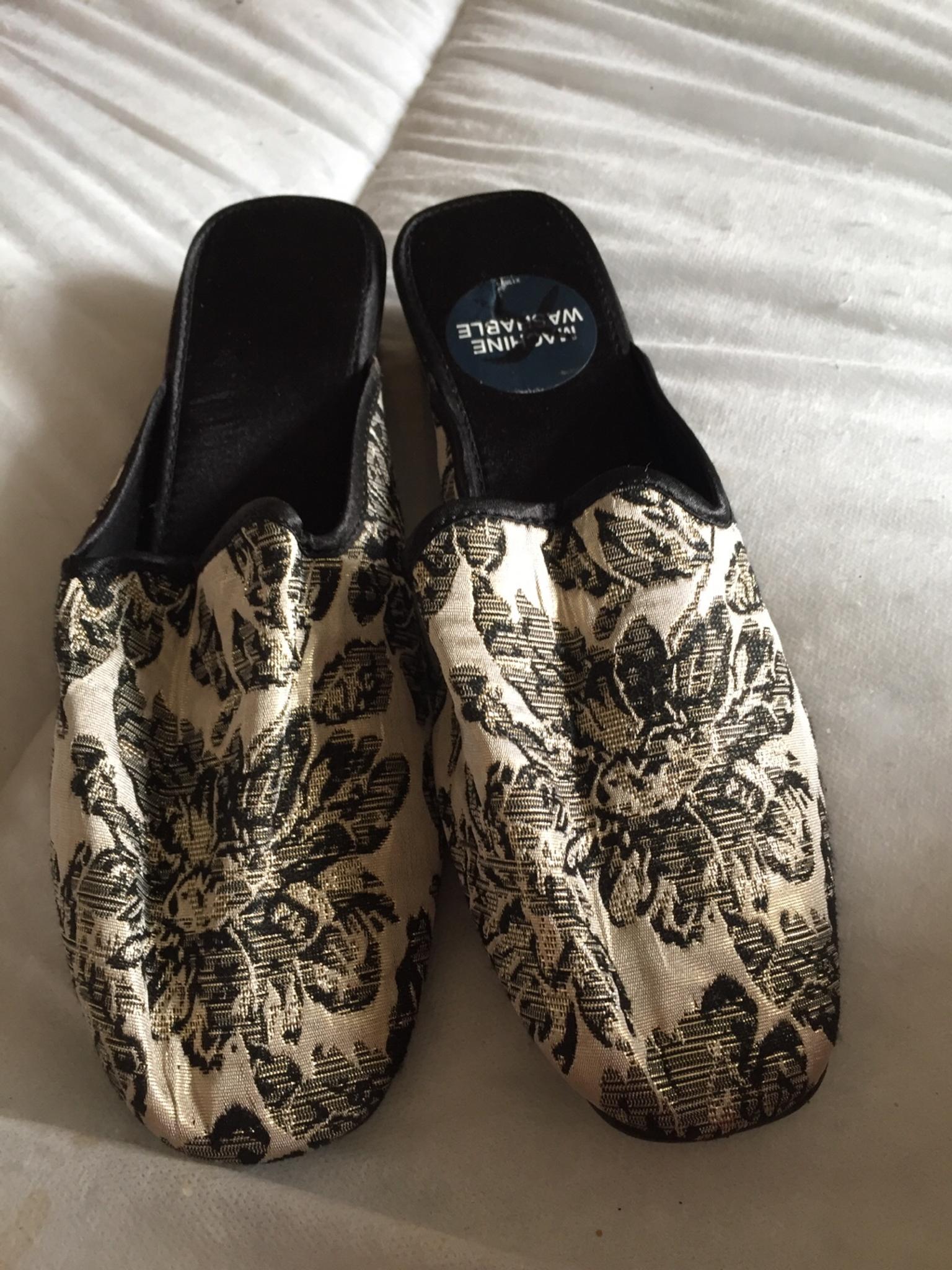 M\u0026S ladies slippers in DY4 Sandwell for 