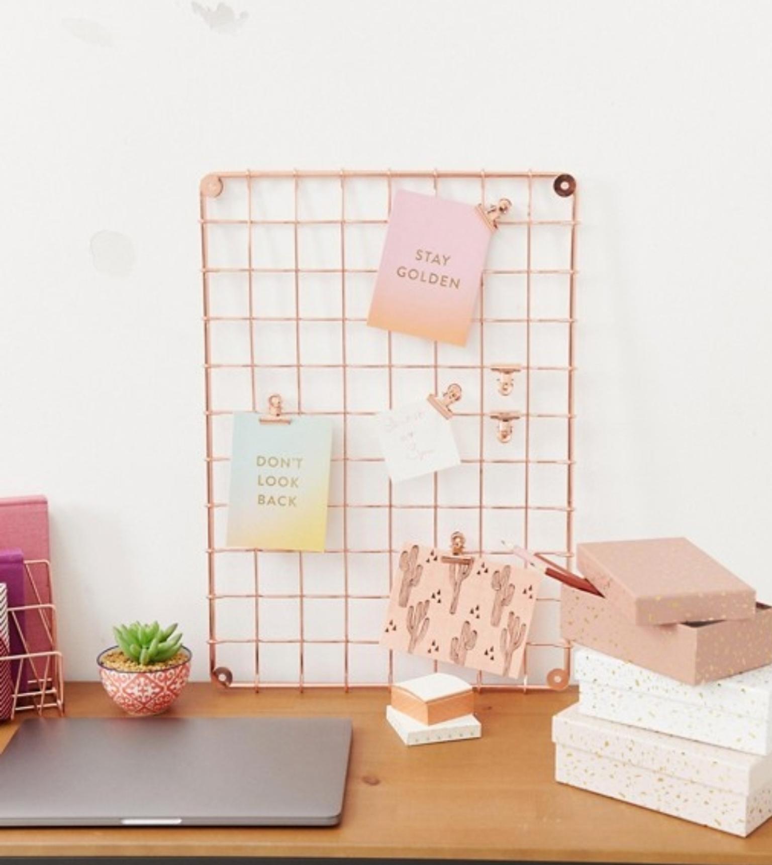 Rose Gold metal wire photo memo notice boards in TW13 ...