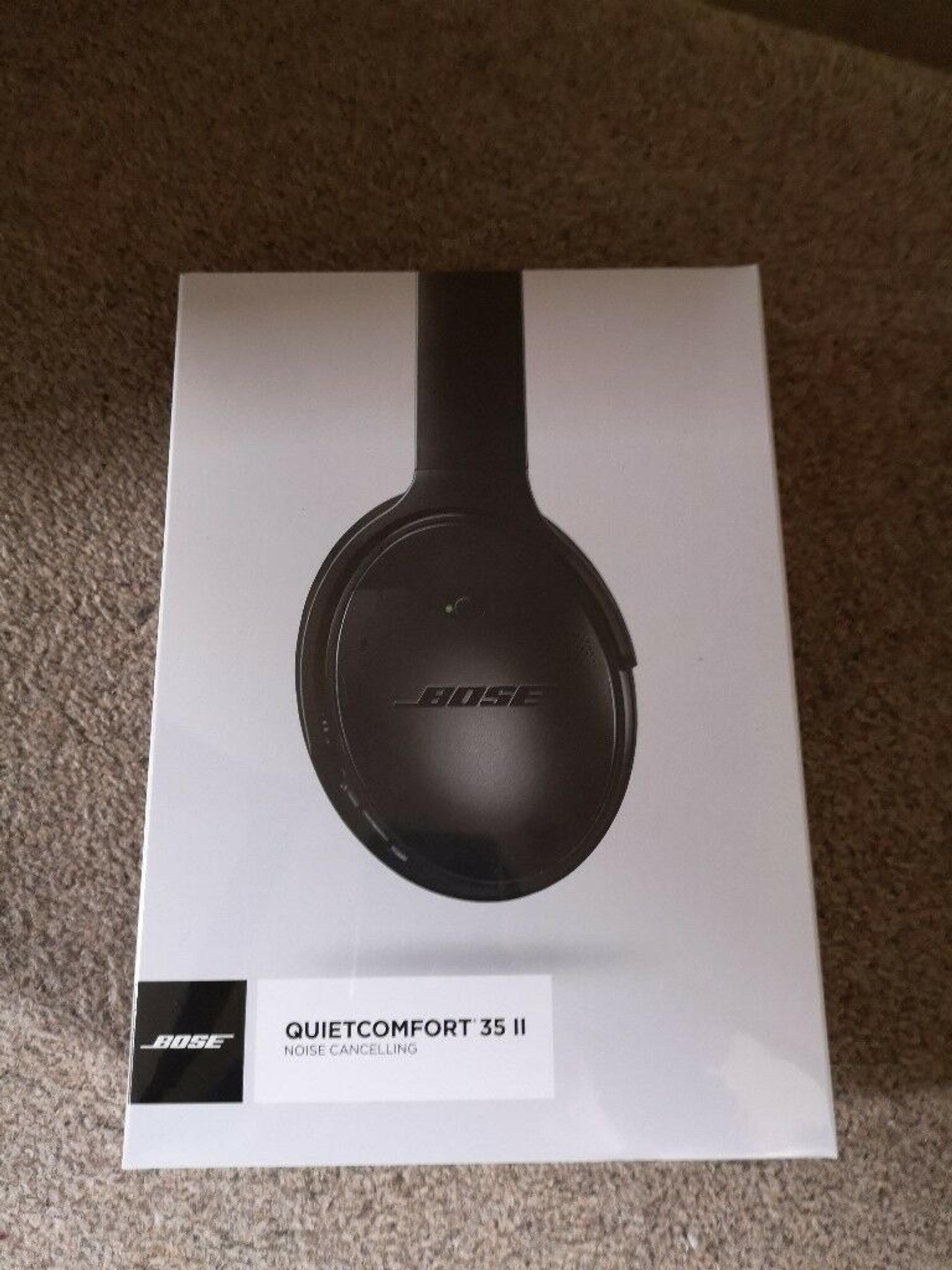BOSE Headphones Quietcomfort 35 with Wireless Acoustic Noise Cancelling Used