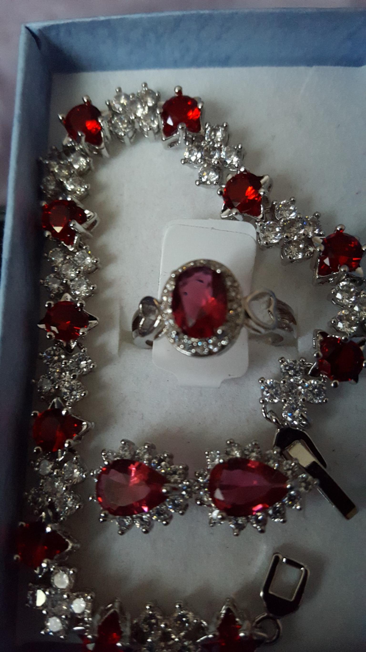 Beautiful White Gold Filled Red and Clear Crystal Jewellery Set