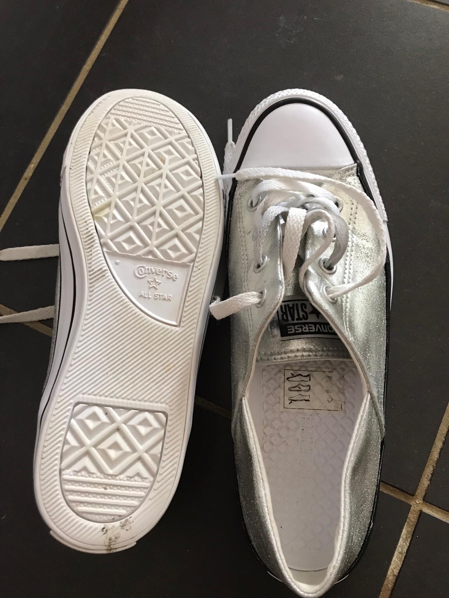 silver converse size 5.5