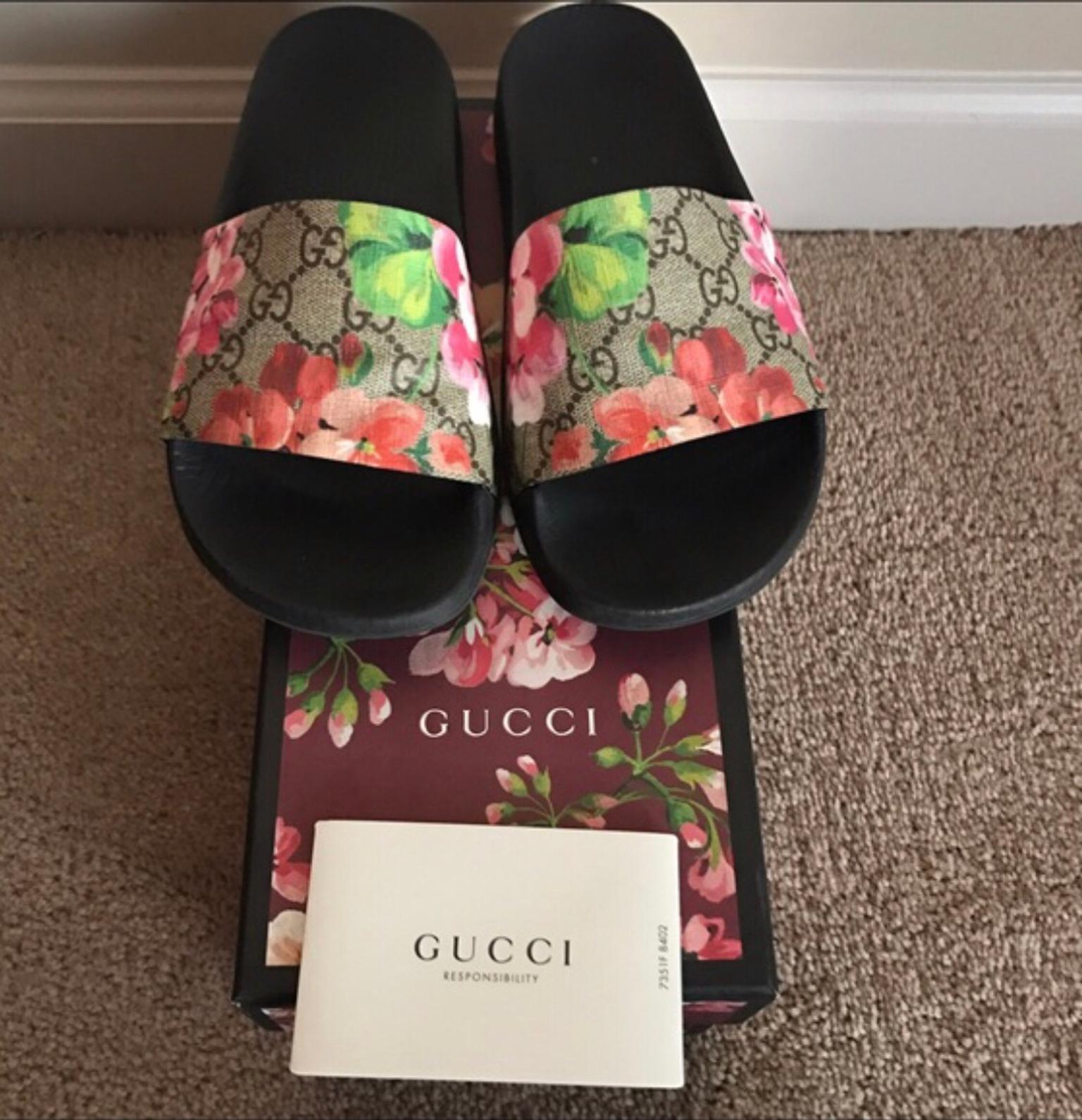 Gucci slides size 4 in DA13 Gravesham 