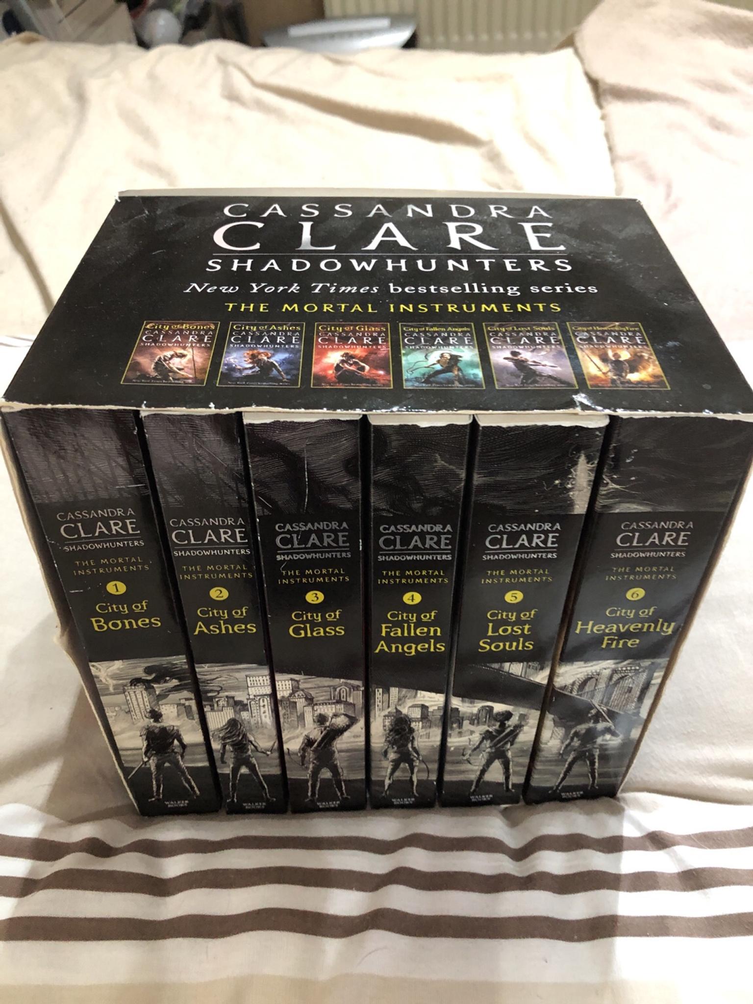 Shadowhunters The Mortal Instruments Books In Hx2 Calderdale For 10 00 For Sale Shpock