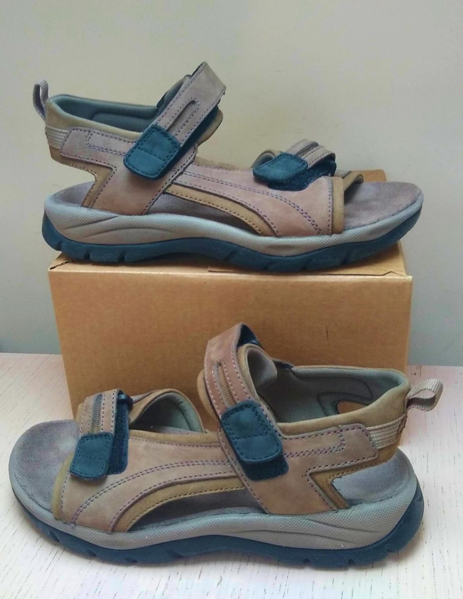 clarks active air mens sandals