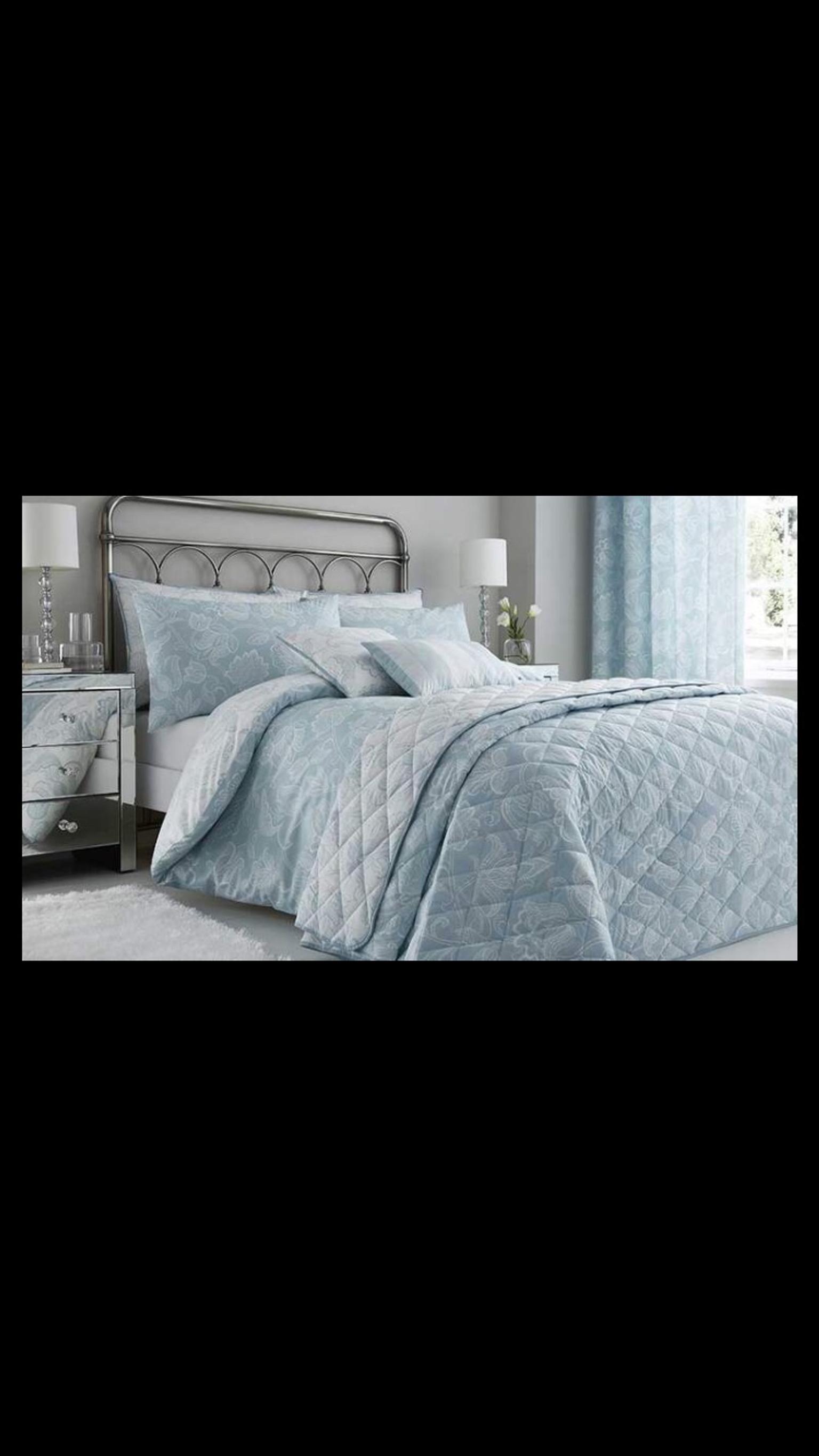 King Size Bedding Set Matching Curtains In Dy4 Sandwell For