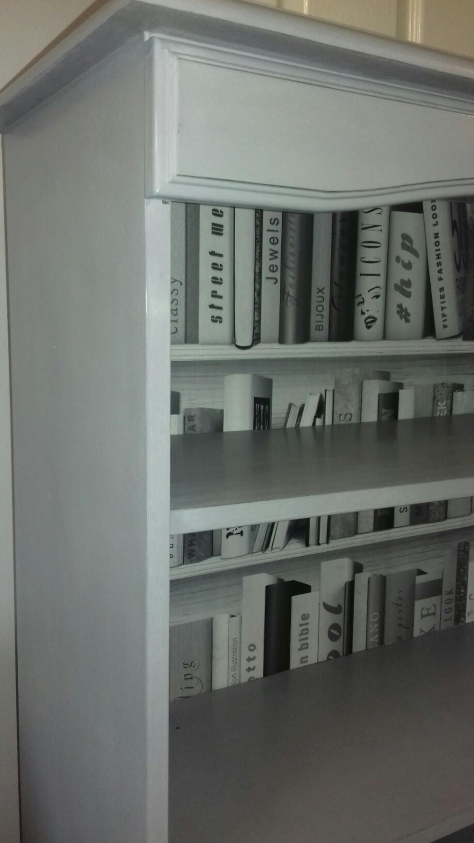 Bookcase Display Unit In Doncaster Fur 45 00 Zum Verkauf