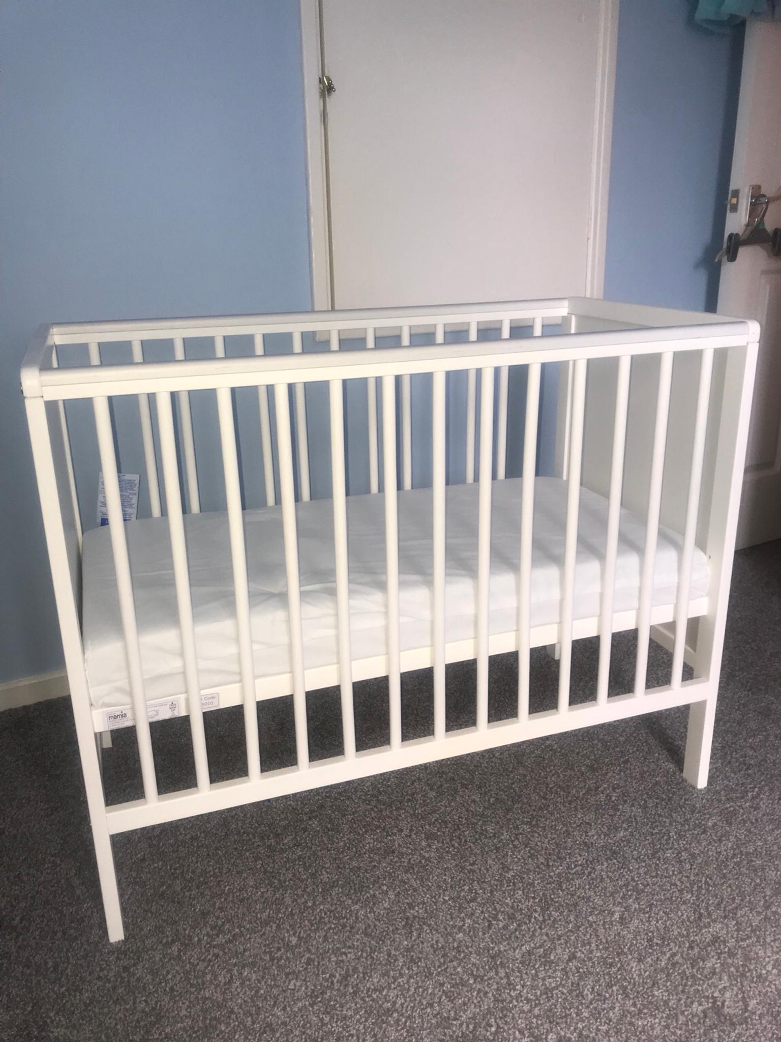 aldi baby crib