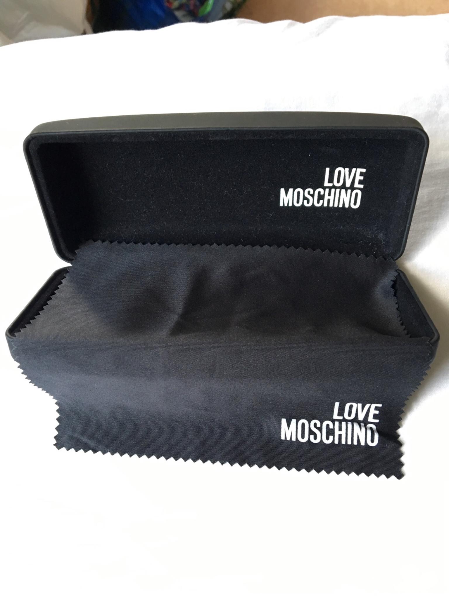 love moschino glasses case