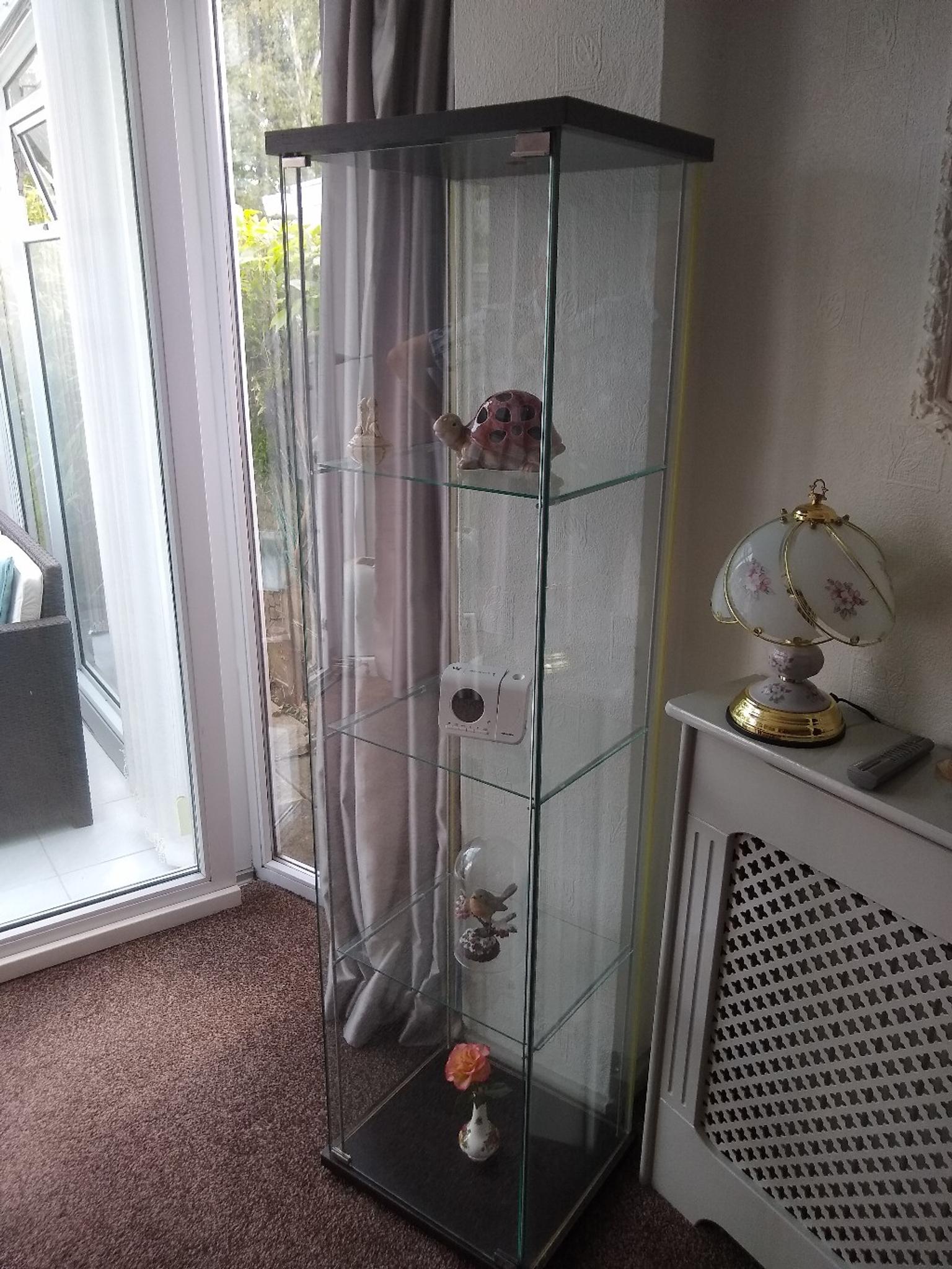 Glass Display Cabinet In B27 Birmingham Fur 30 00 Zum Verkauf
