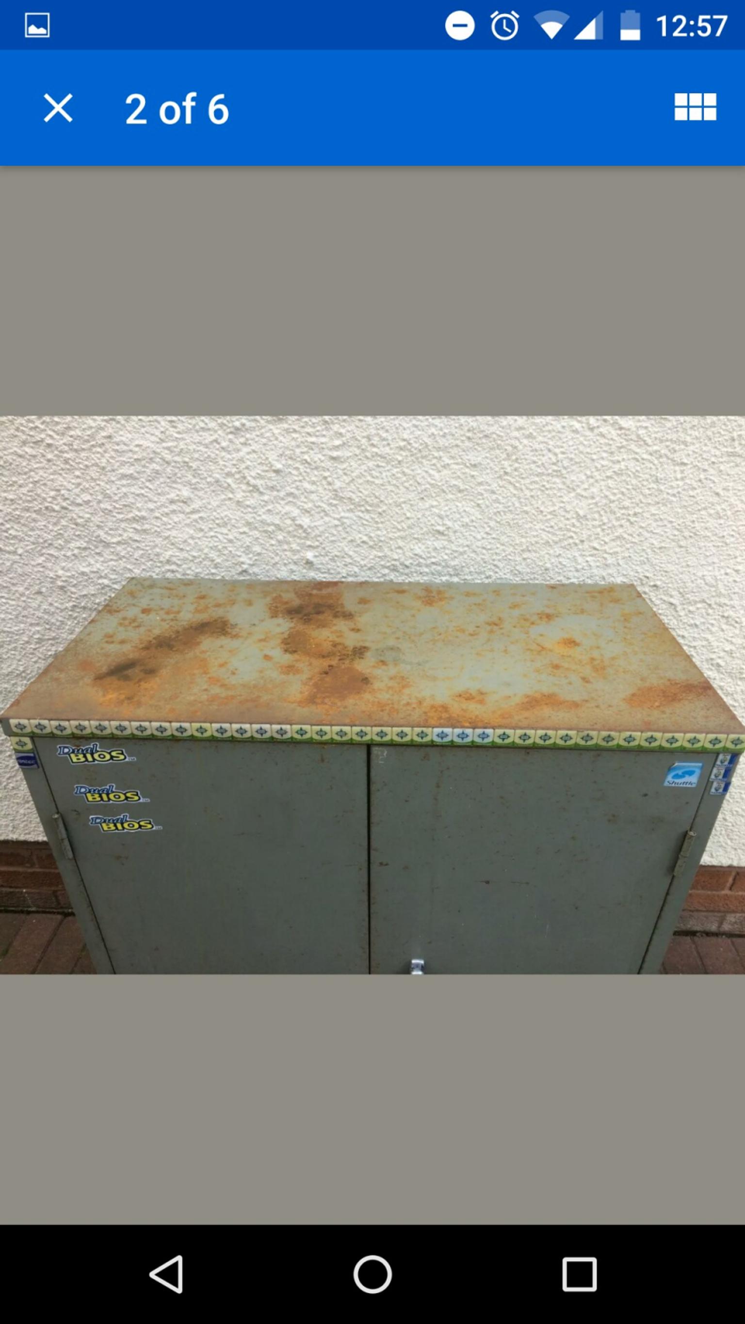 Industrial Metal Cabinet In Sk14 Tameside Fur 30 00 Zum Verkauf