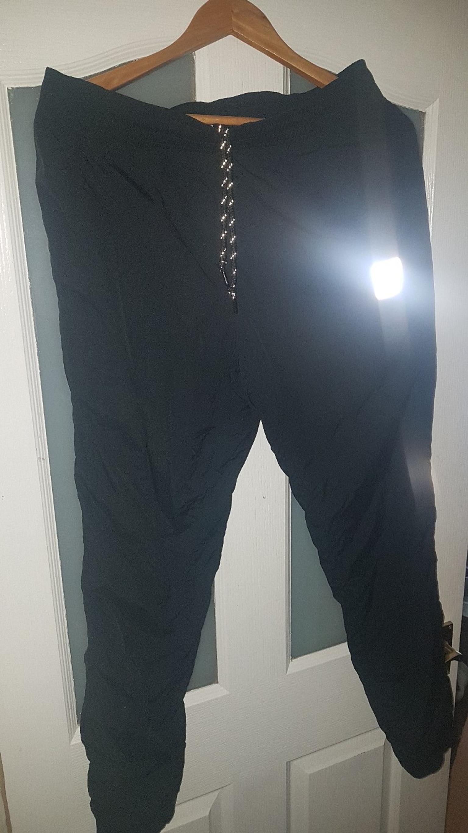 air max tracksuit bottoms