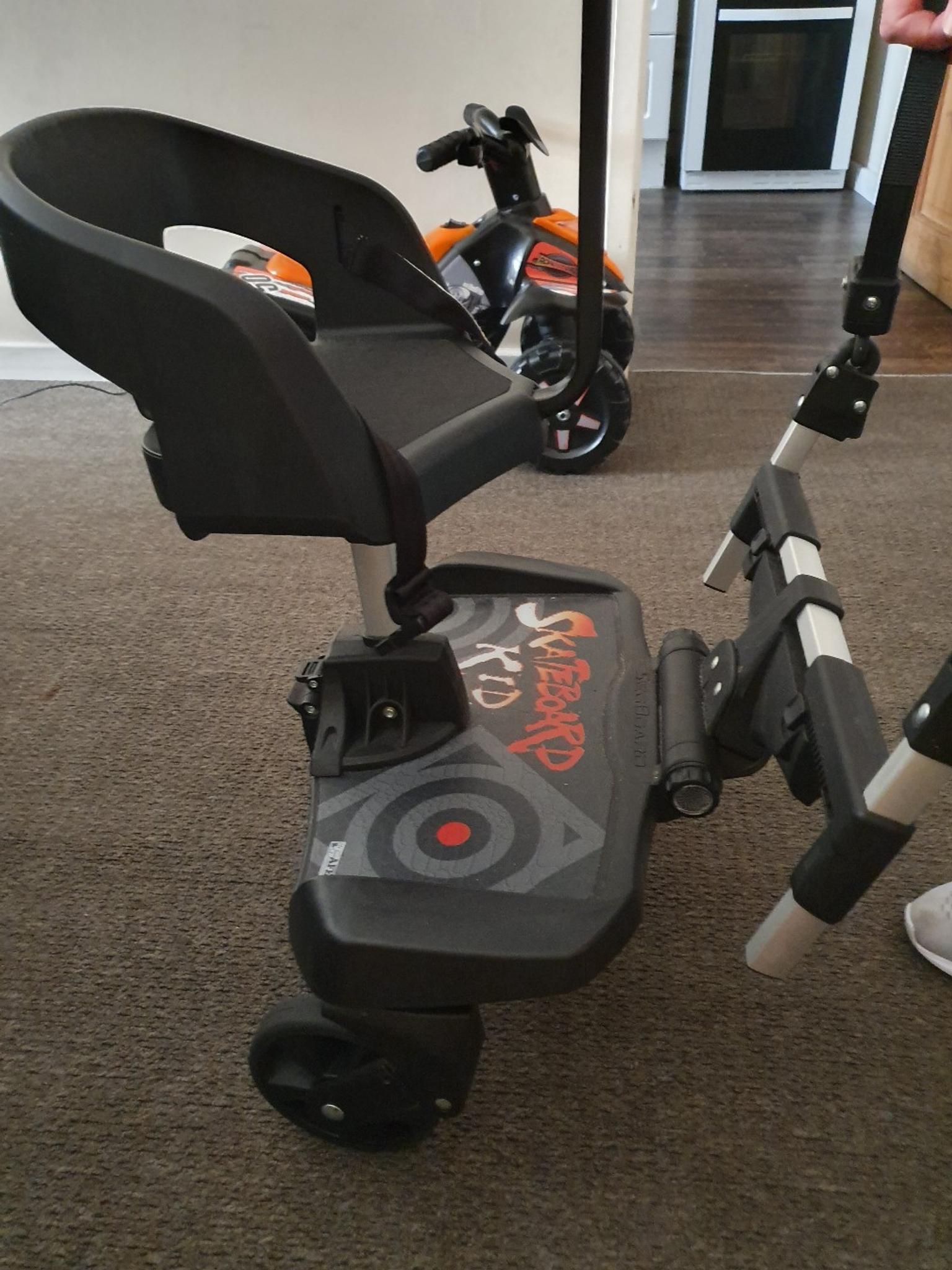 how much does the uppababy vista weight