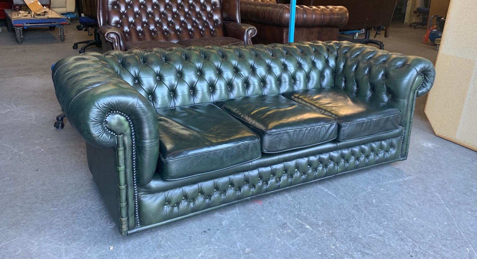 Green Leather Chesterfield Sofa We, Green Leather Sofa Uk
