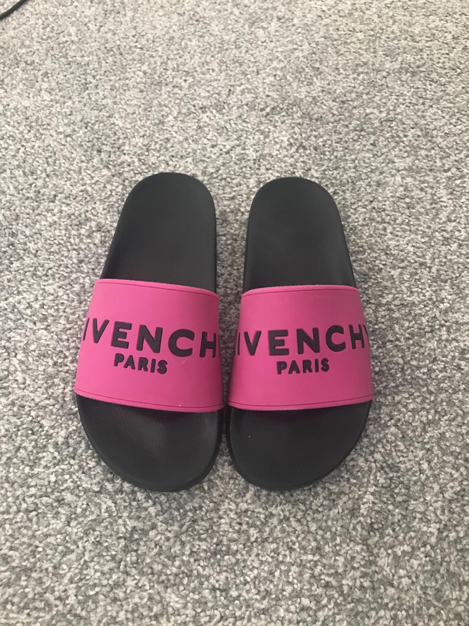 Givenchy sliders size uk 4 in Orford 