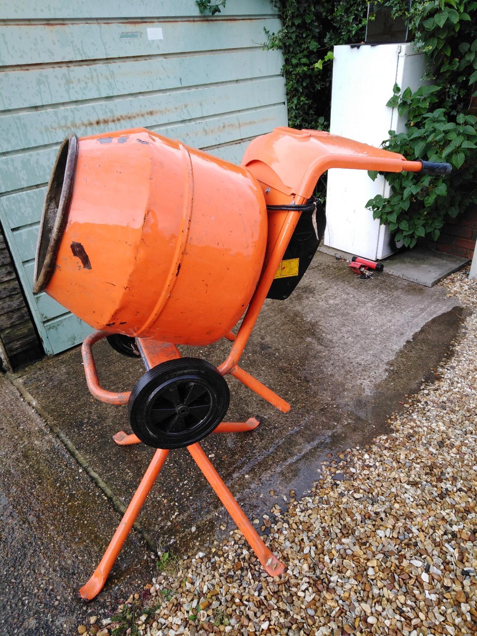 belle cement mixer in Doncaster for £200.00 for sale | Shpock