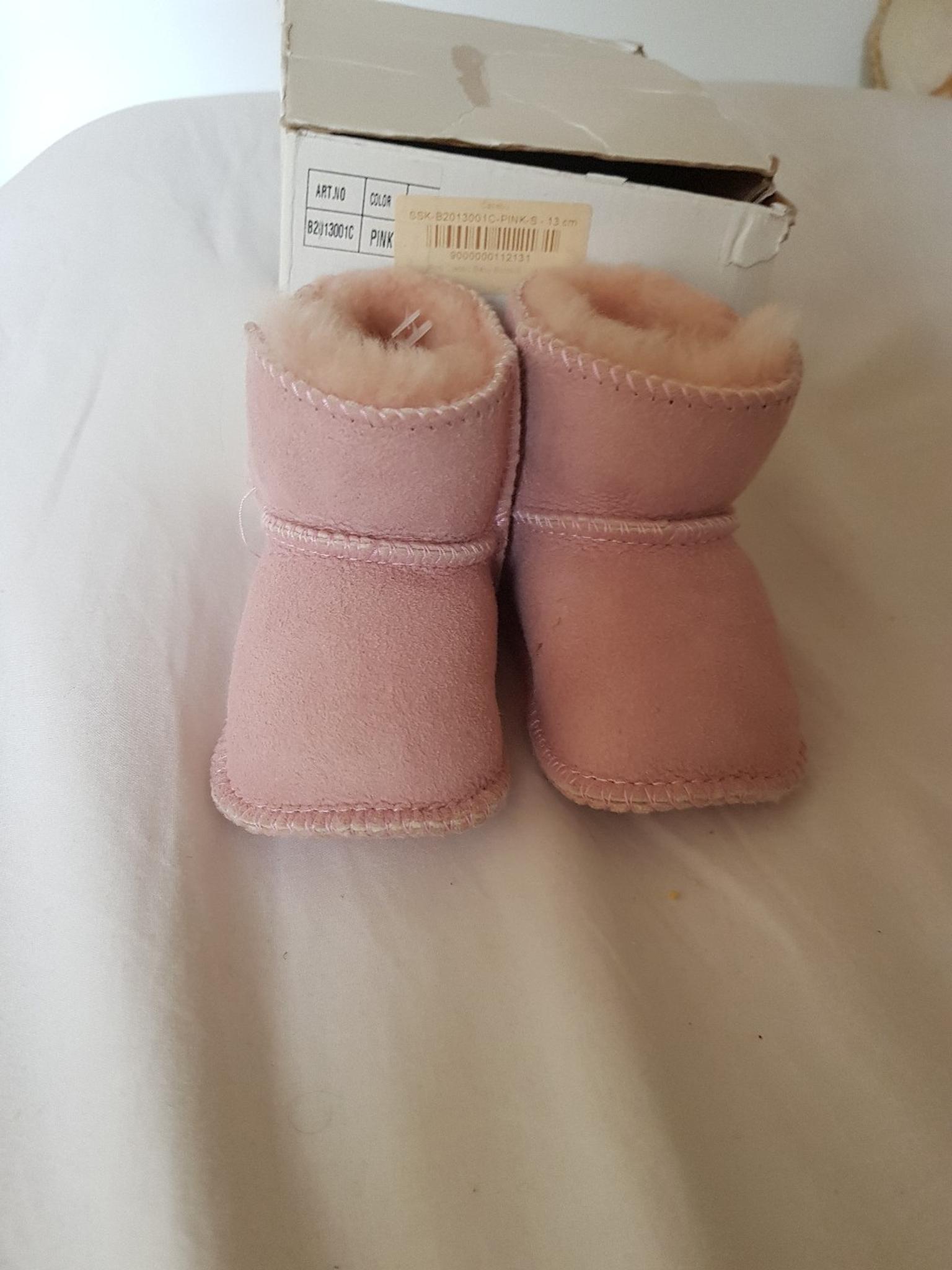 pink baby ugg booties