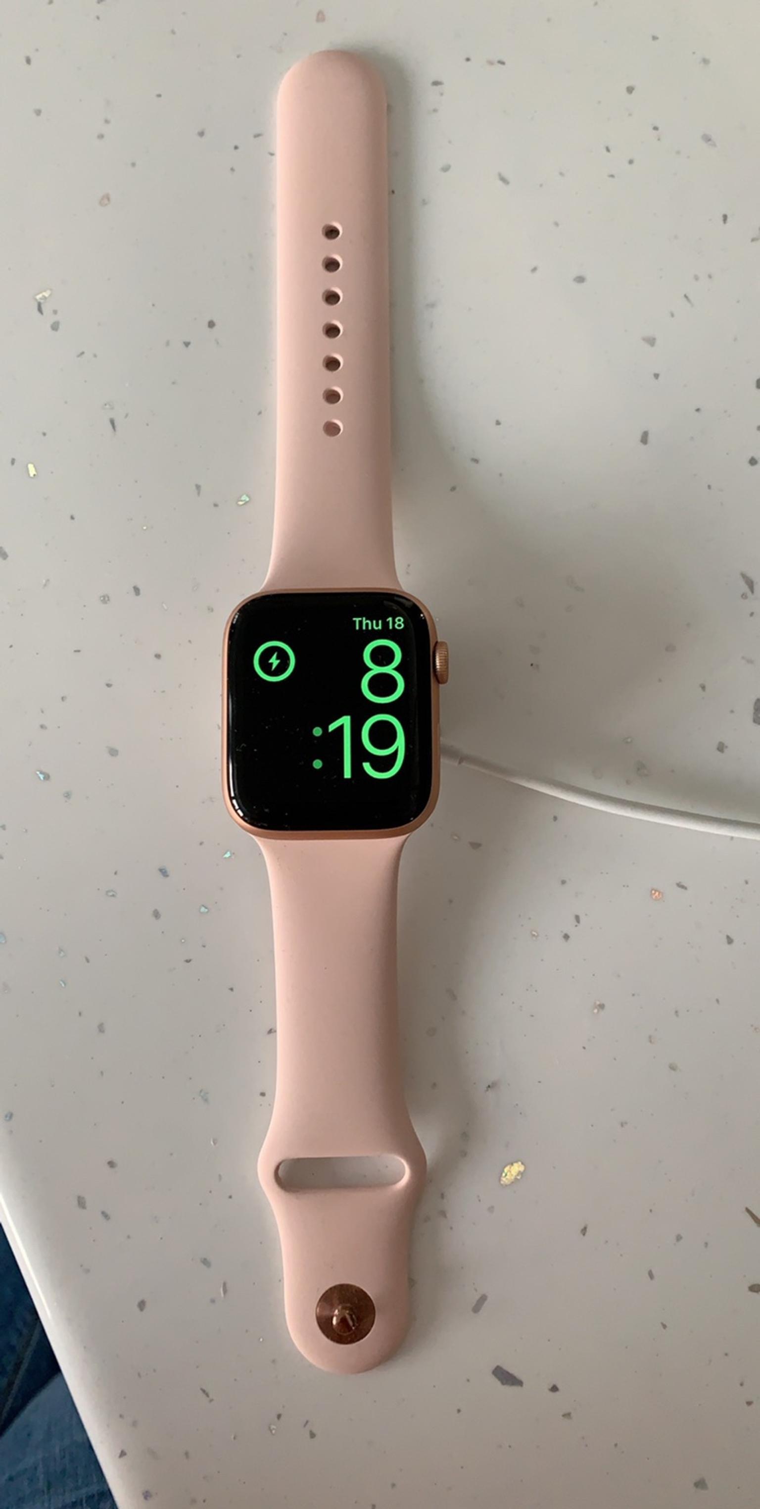 Apple Watch Series 4 Gps Ab 459 00 September 2020 Preise Preisvergleich Bei Idealo De