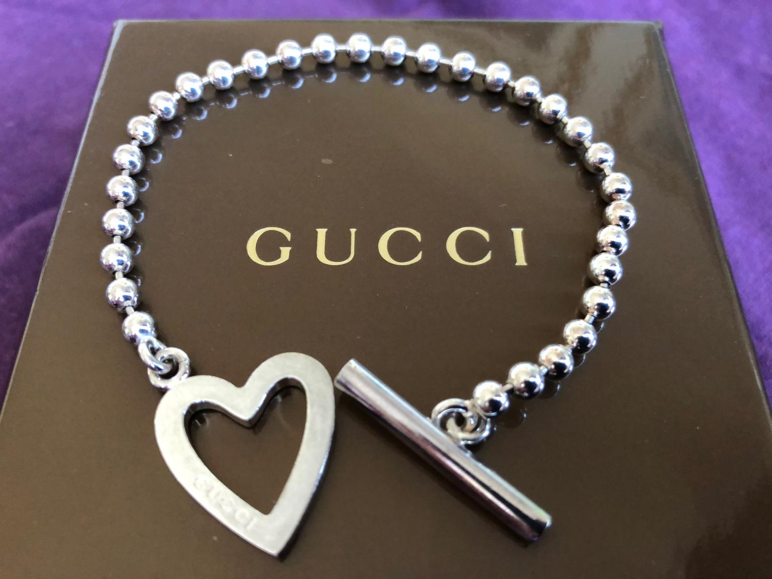 gucci toggle heart bracelet