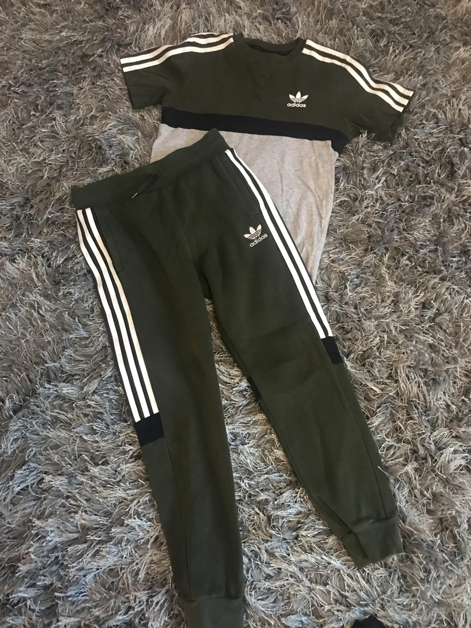 Adidas boys tracksuit age 11/12 in M38 