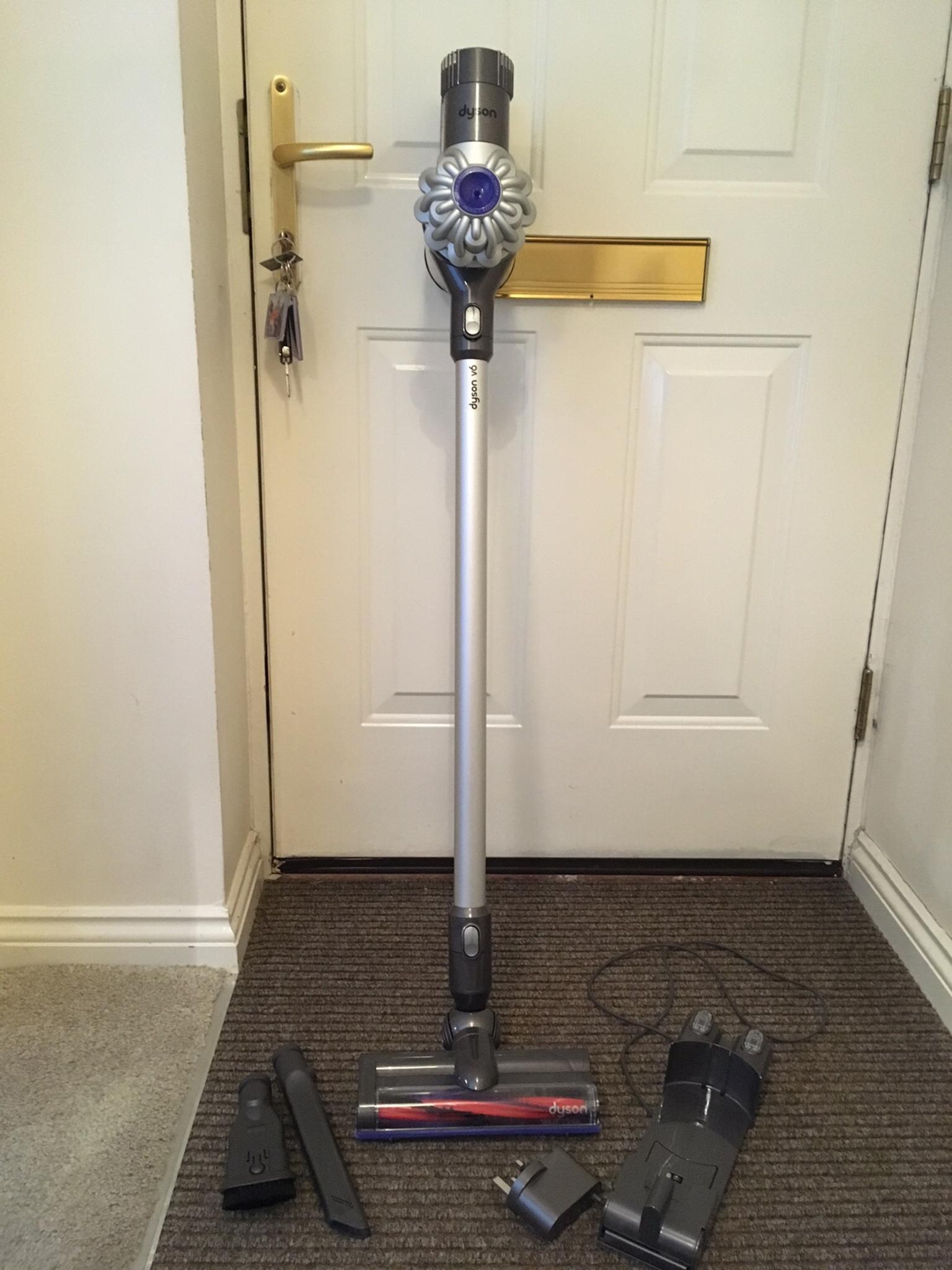Dyson V6 Cordless Vacuum In Cv11 Nuneaton And Bedworth Fur 50 00