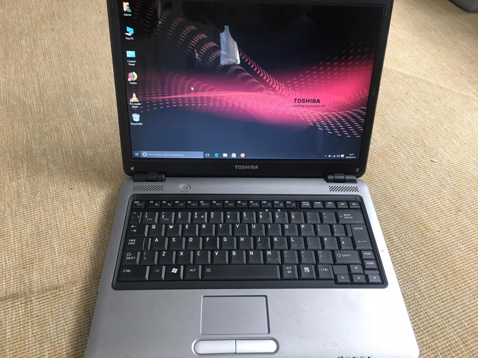 Toshiba Laptop  Windows 24  Ms office Pack in London Borough of