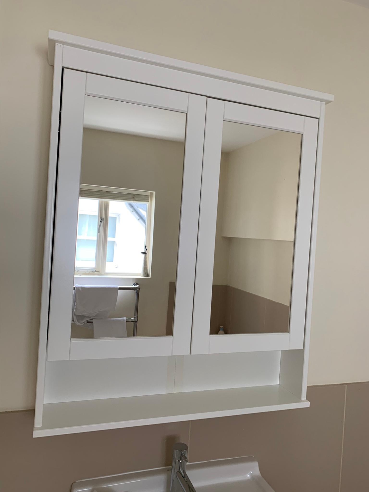 Mirror Bathroom Cabinet Ikea In Sw13 Thames Fur 50 00 Zum