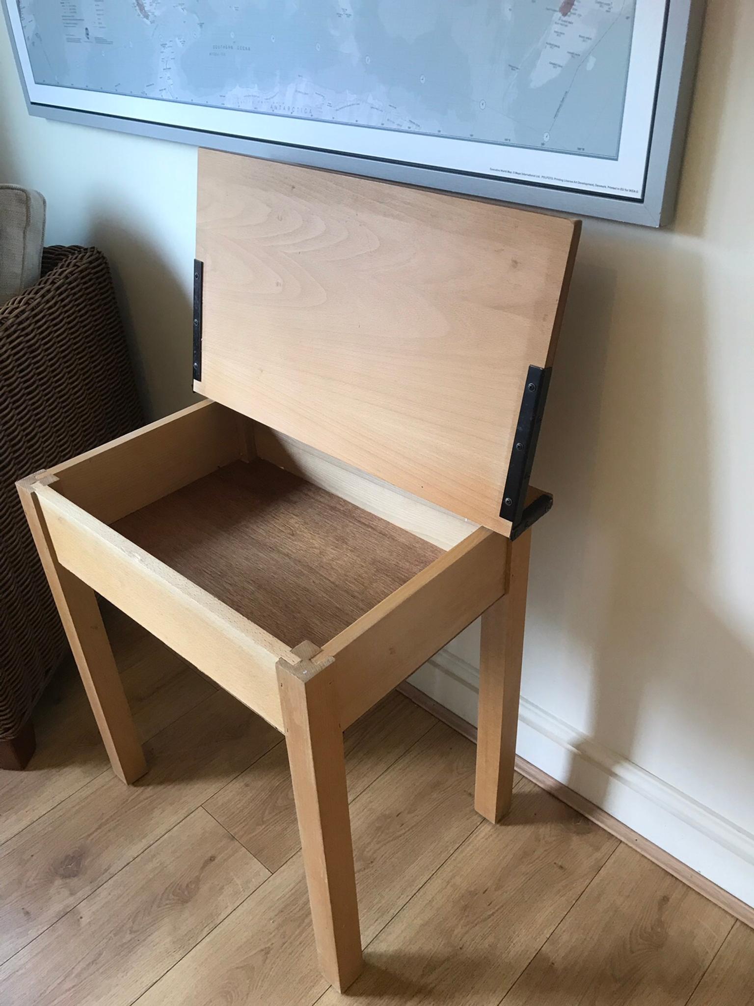 Child S School Desk In B62 Dudley For 25 00 For Sale Shpock