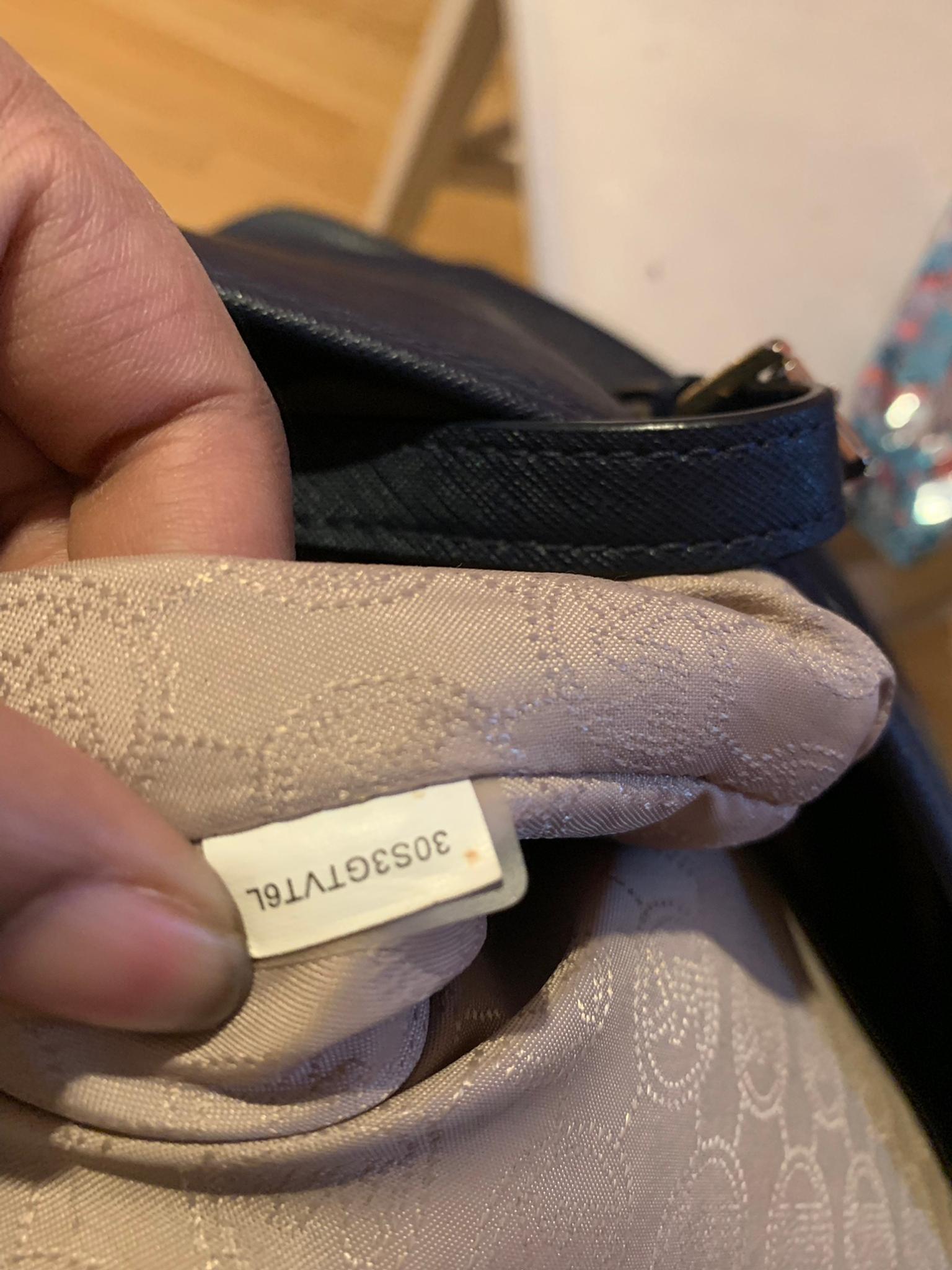 do all mk bags have serial numbers