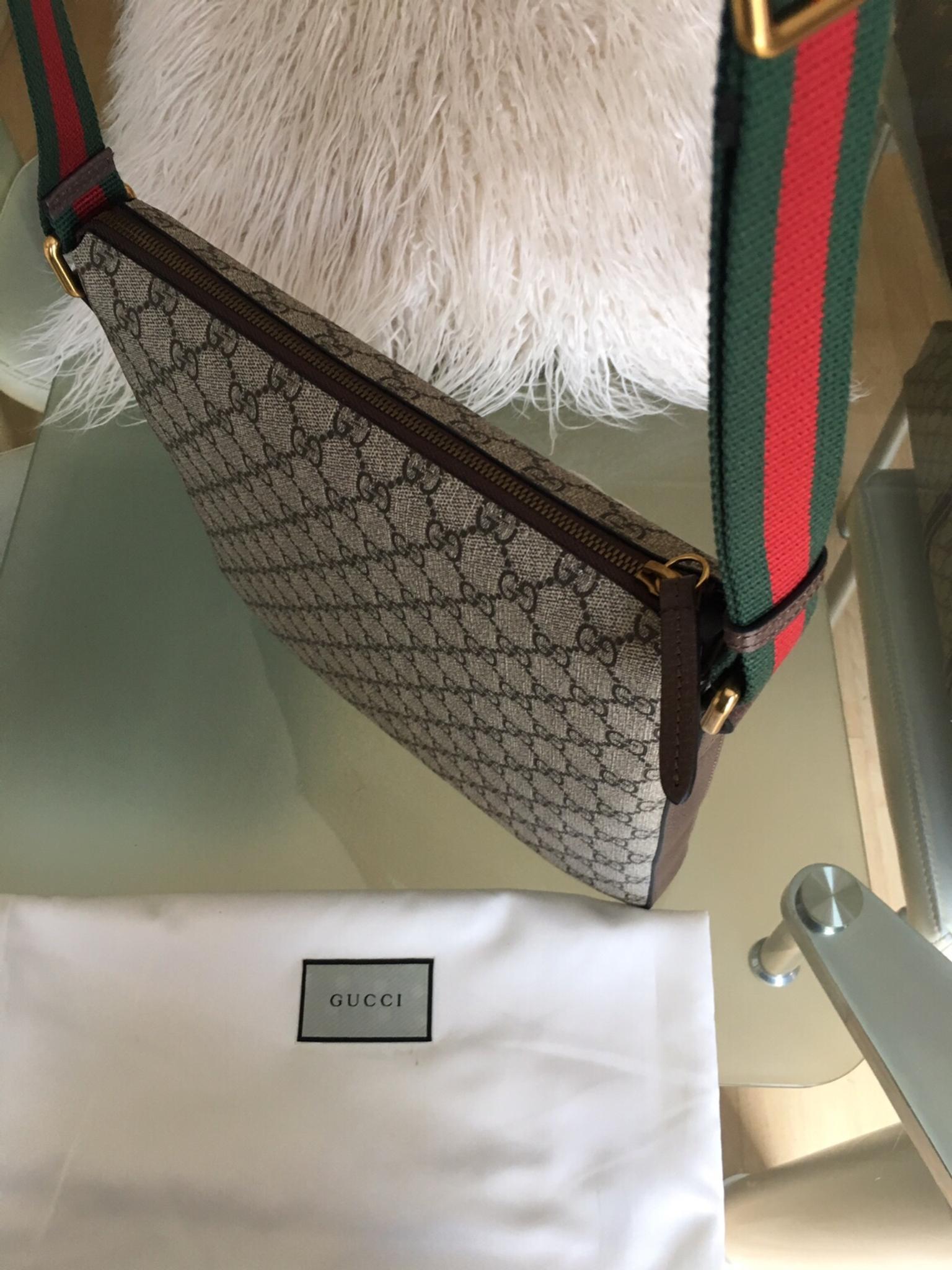 gucci messenger bag with red and green strap
