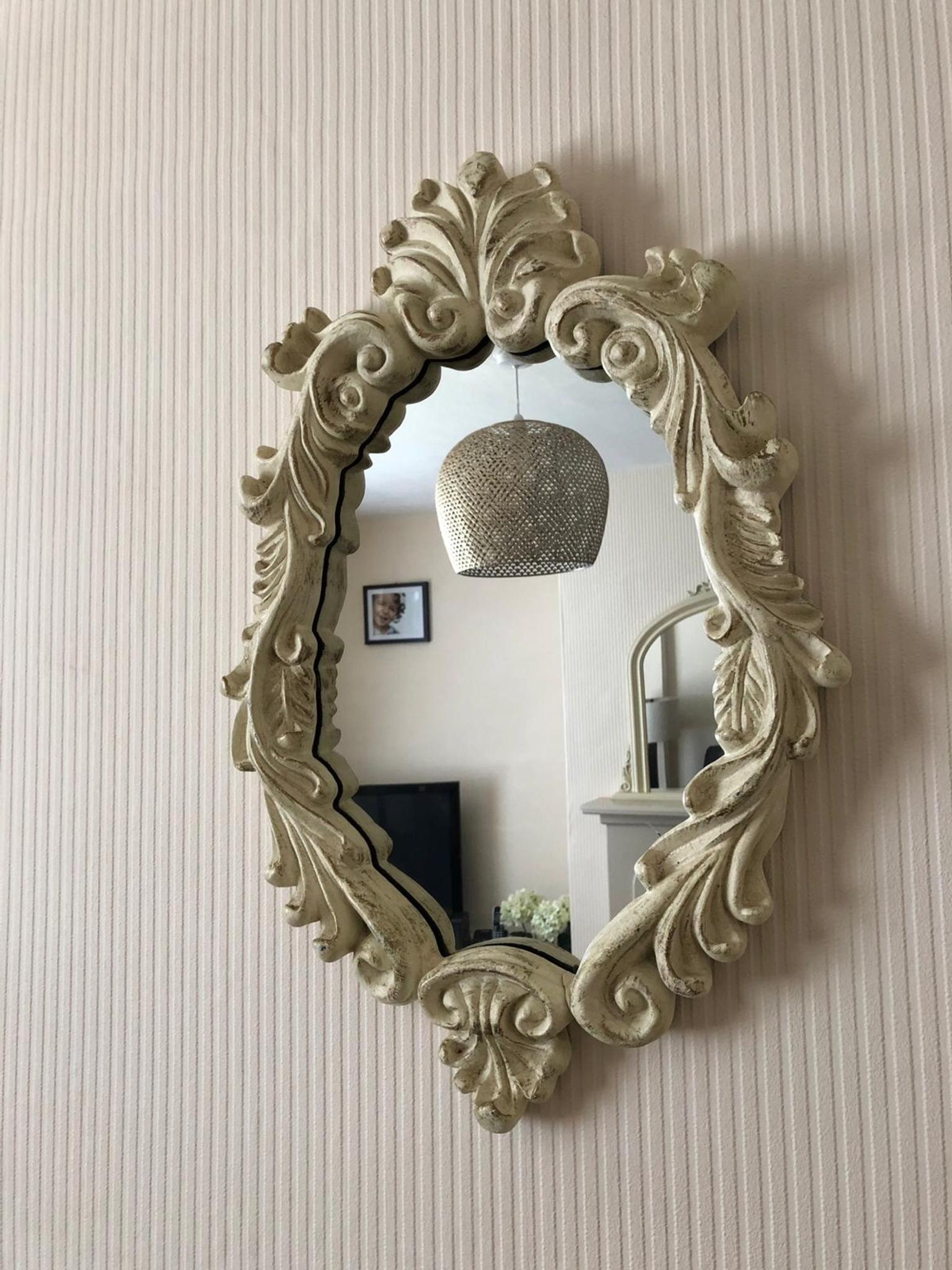 Decorative Mirror And Wall Stand In Wa4 Moore Fur 25 00