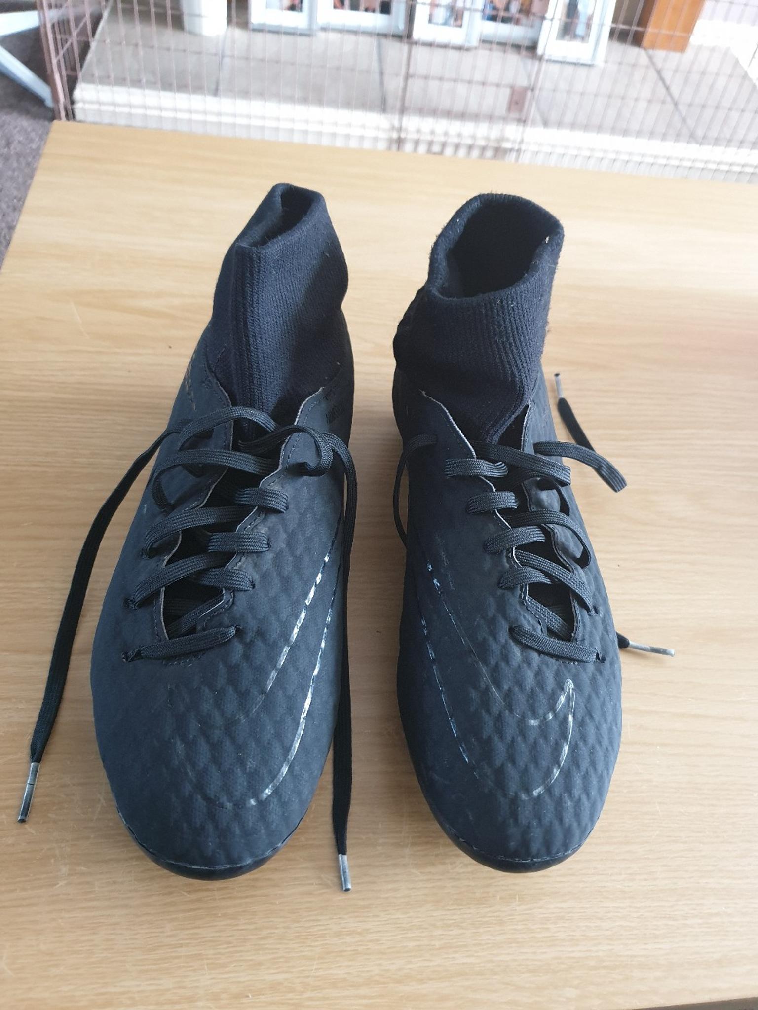 nike sock boots black