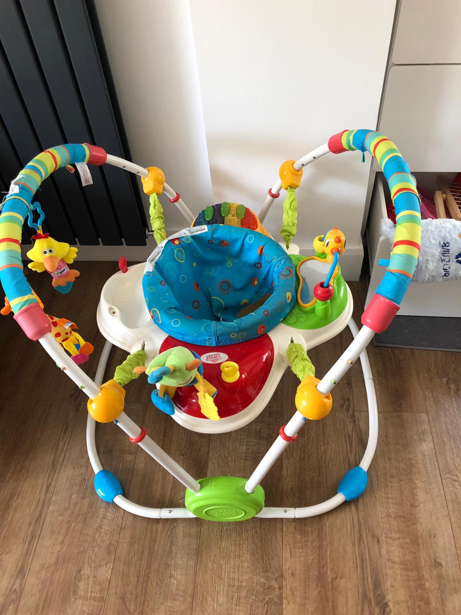 what age is the jumperoo suitable for