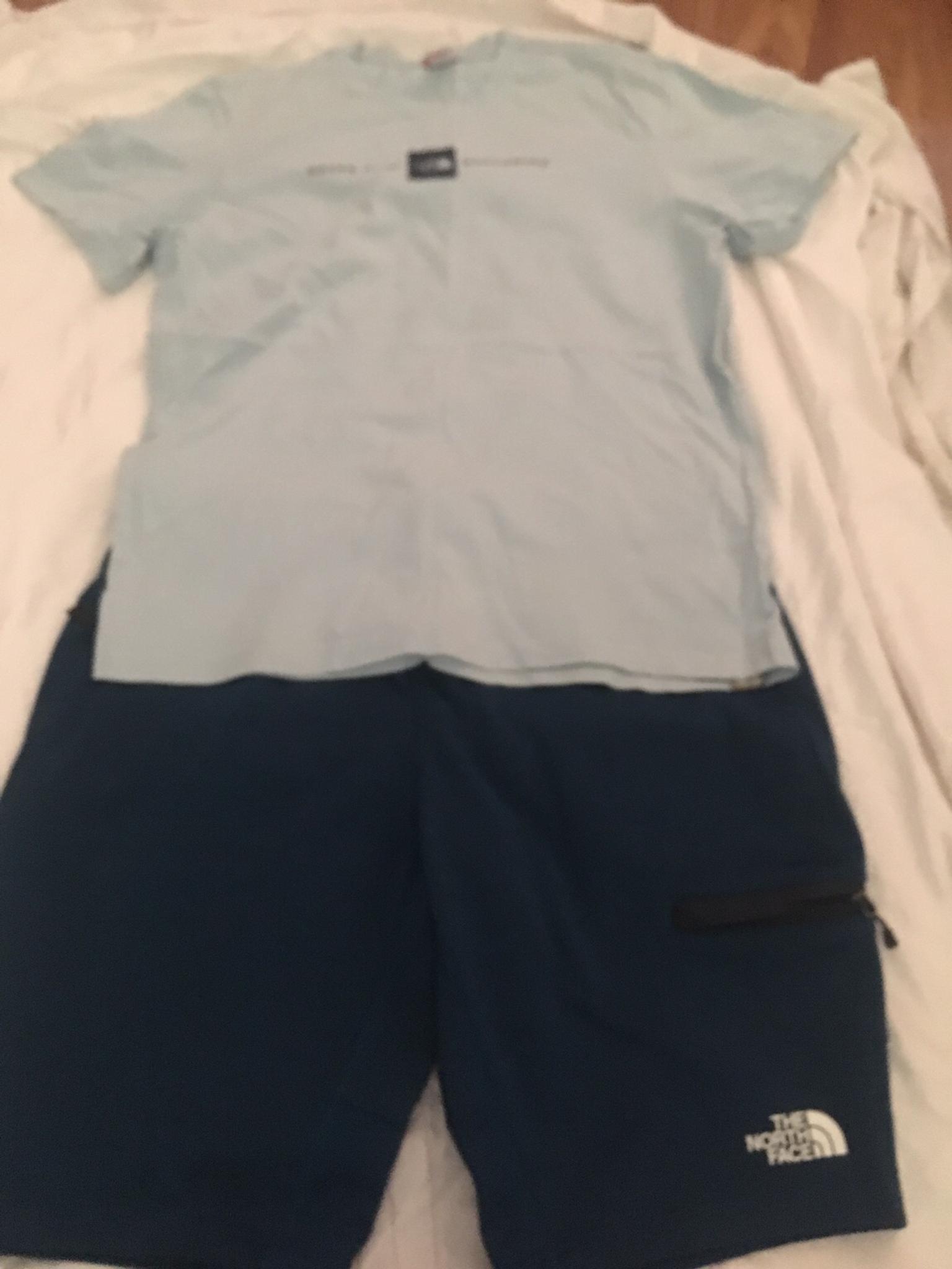 Men's North face shorts and T-shirt set 