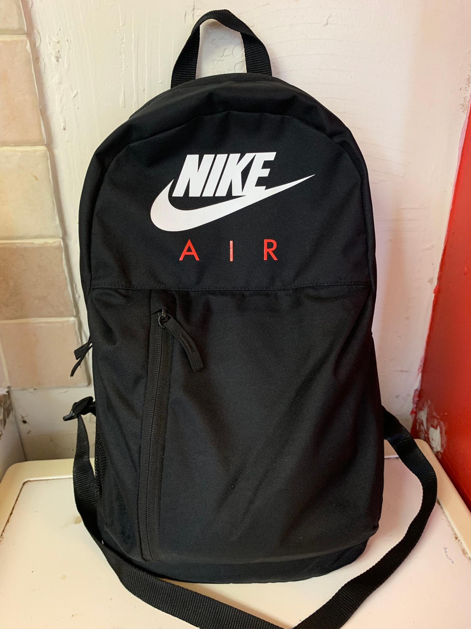 nike air bag black