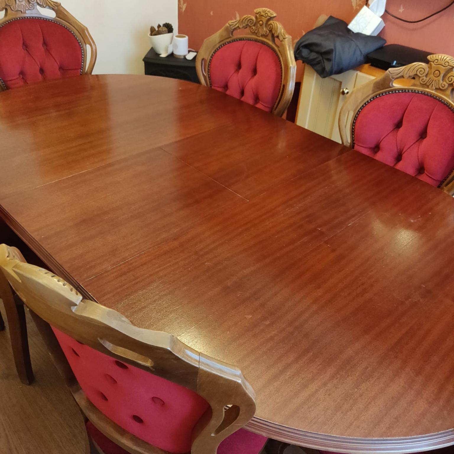 Antique Style Dining Table And Chairs In B33 Birmingham For