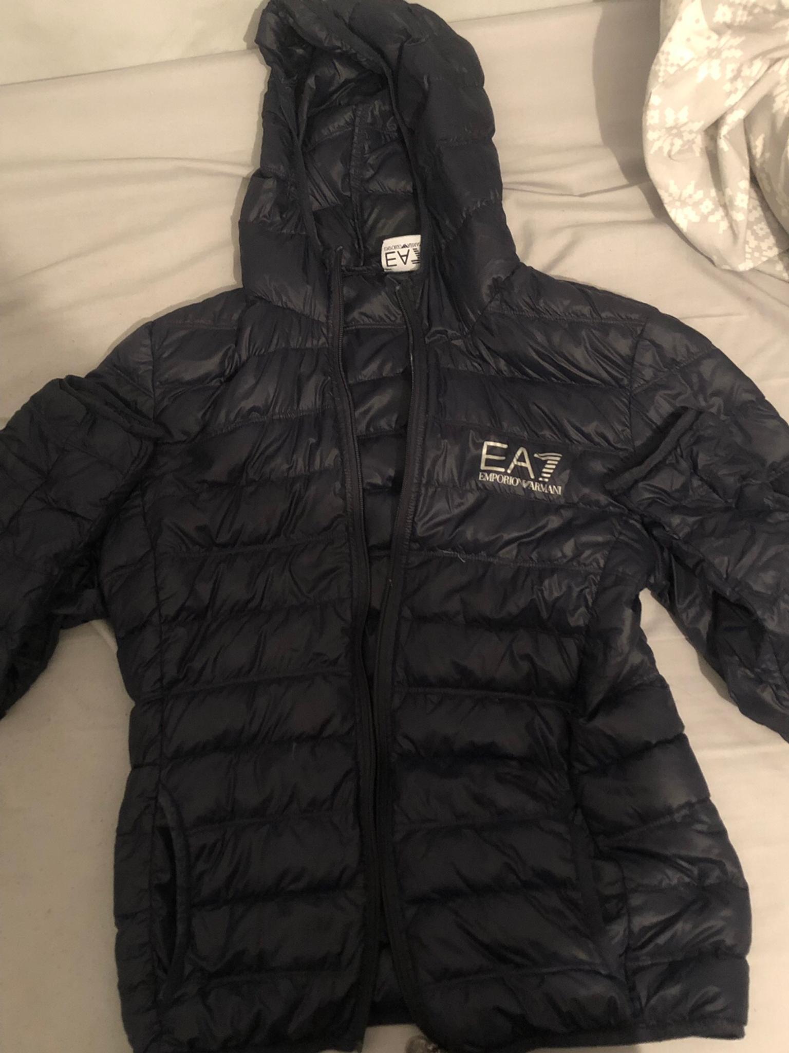 ea7 puffer jacket