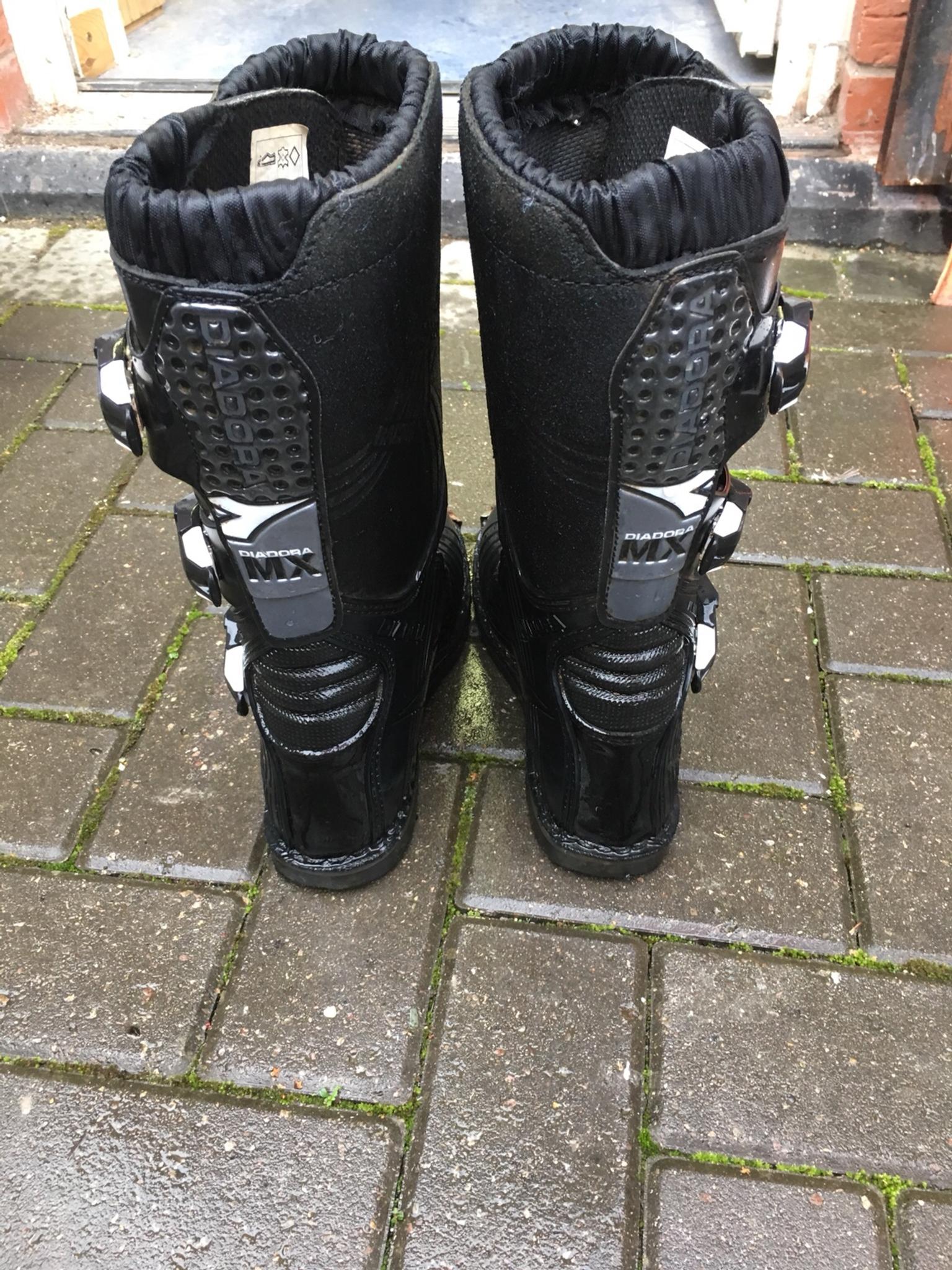 diadora mx boots