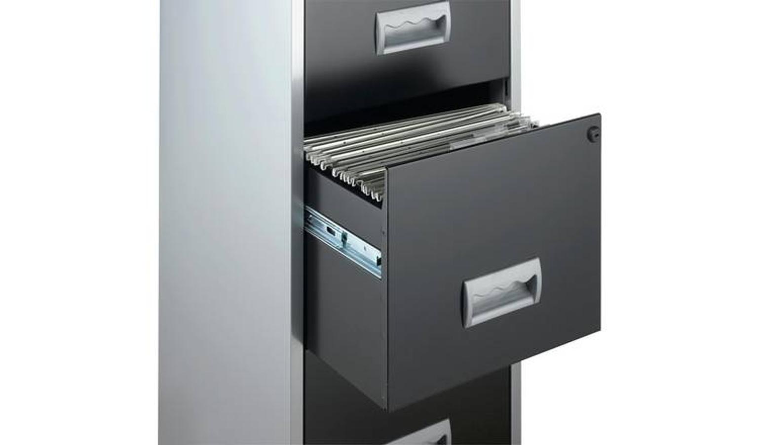 4 Drawer Metal Filing Cabinet 706 8959 In B11 Birmingham Fur 40 00