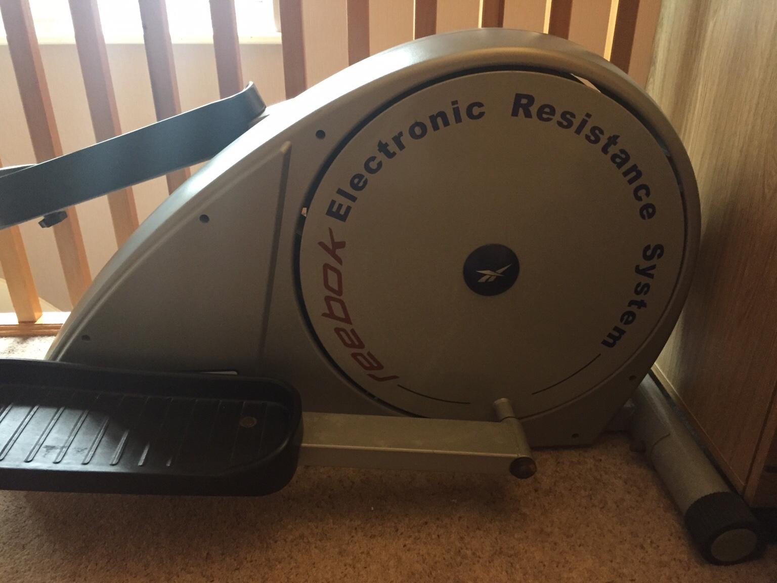 reebok electronic resistance system cross trainer