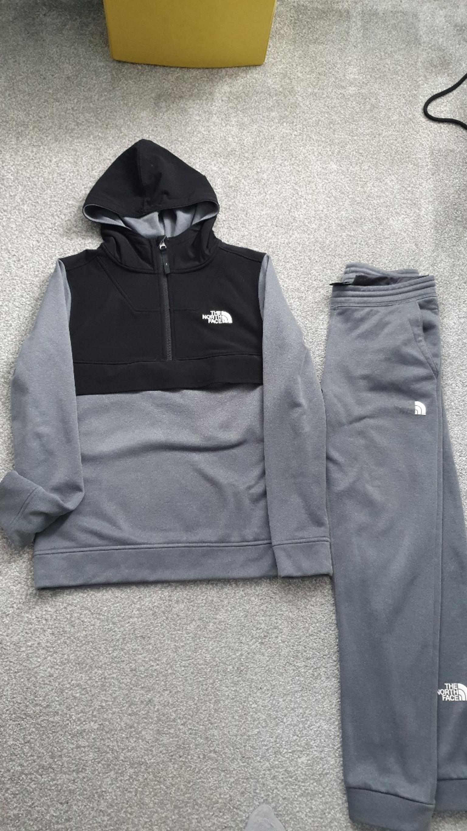 kids north face tracksuit