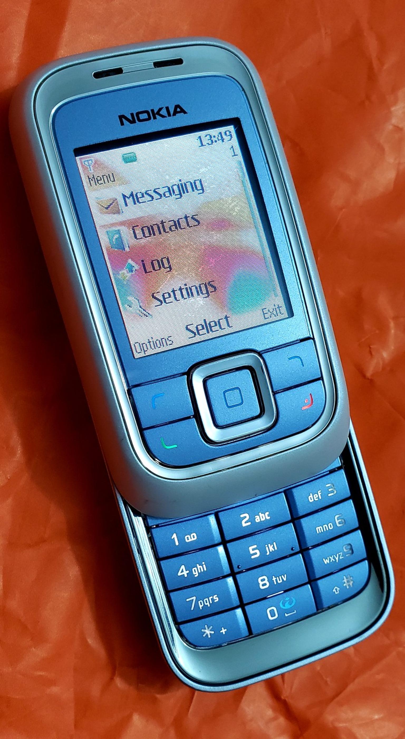  Nokia  6111 Slide  Black Unlocked Mobile in M16 Trafford 
