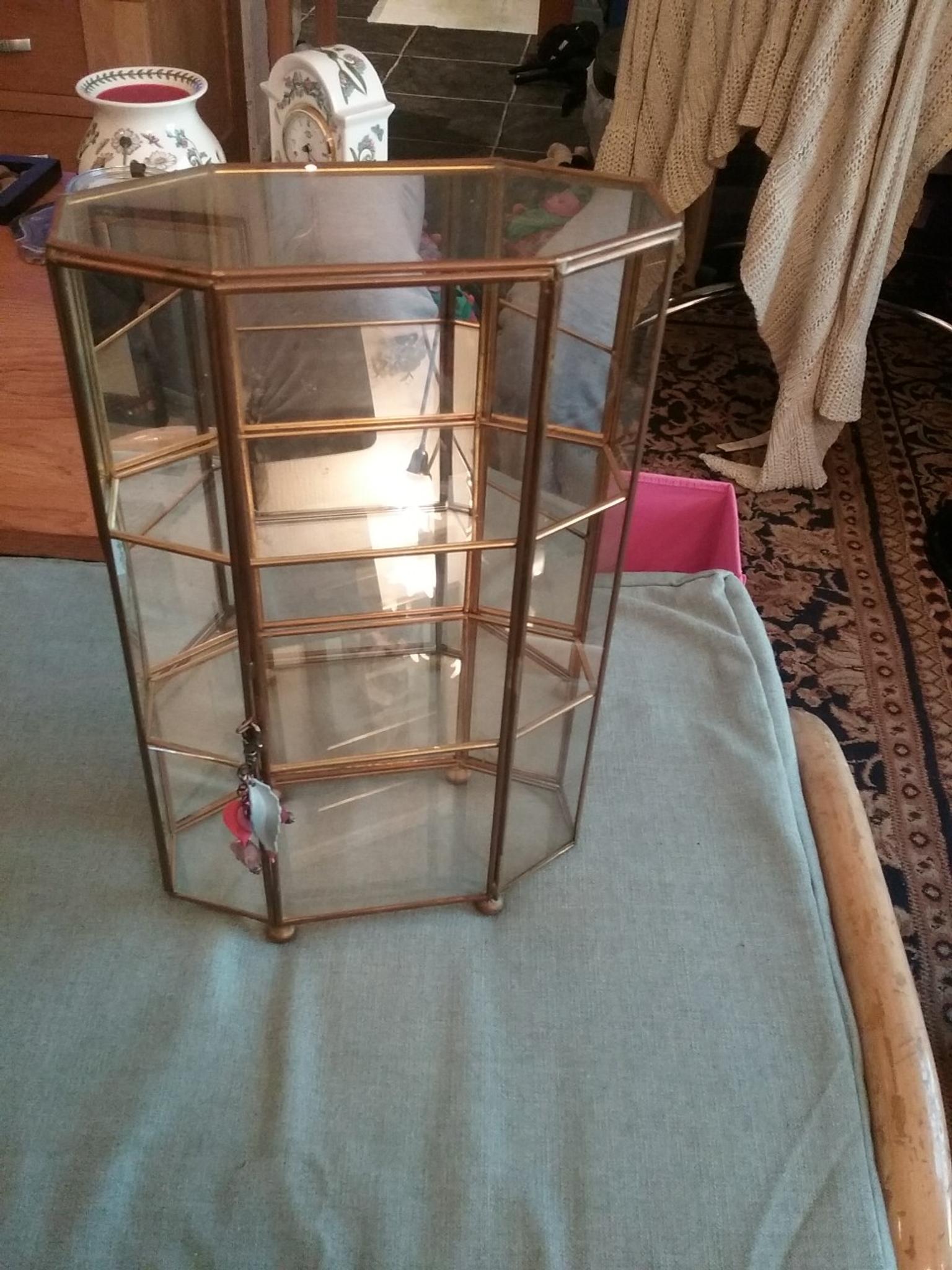 Glass Mirror Display Cabinet In Bs23 Mare For 5 00 For Sale
