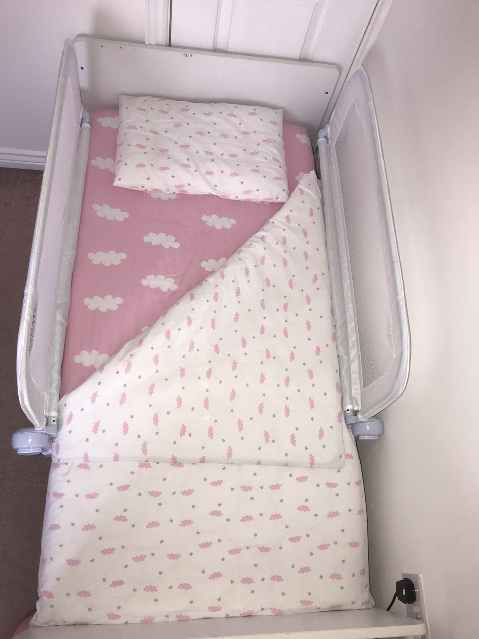 Cot Bed Bedding In Sr7 Murton For 15 00 For Sale Shpock