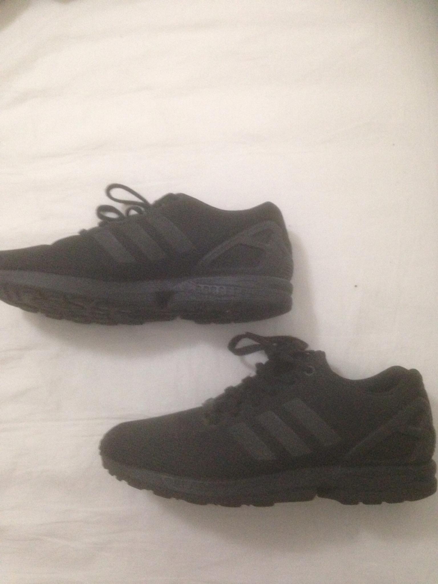 mens black adidas trainers size 10