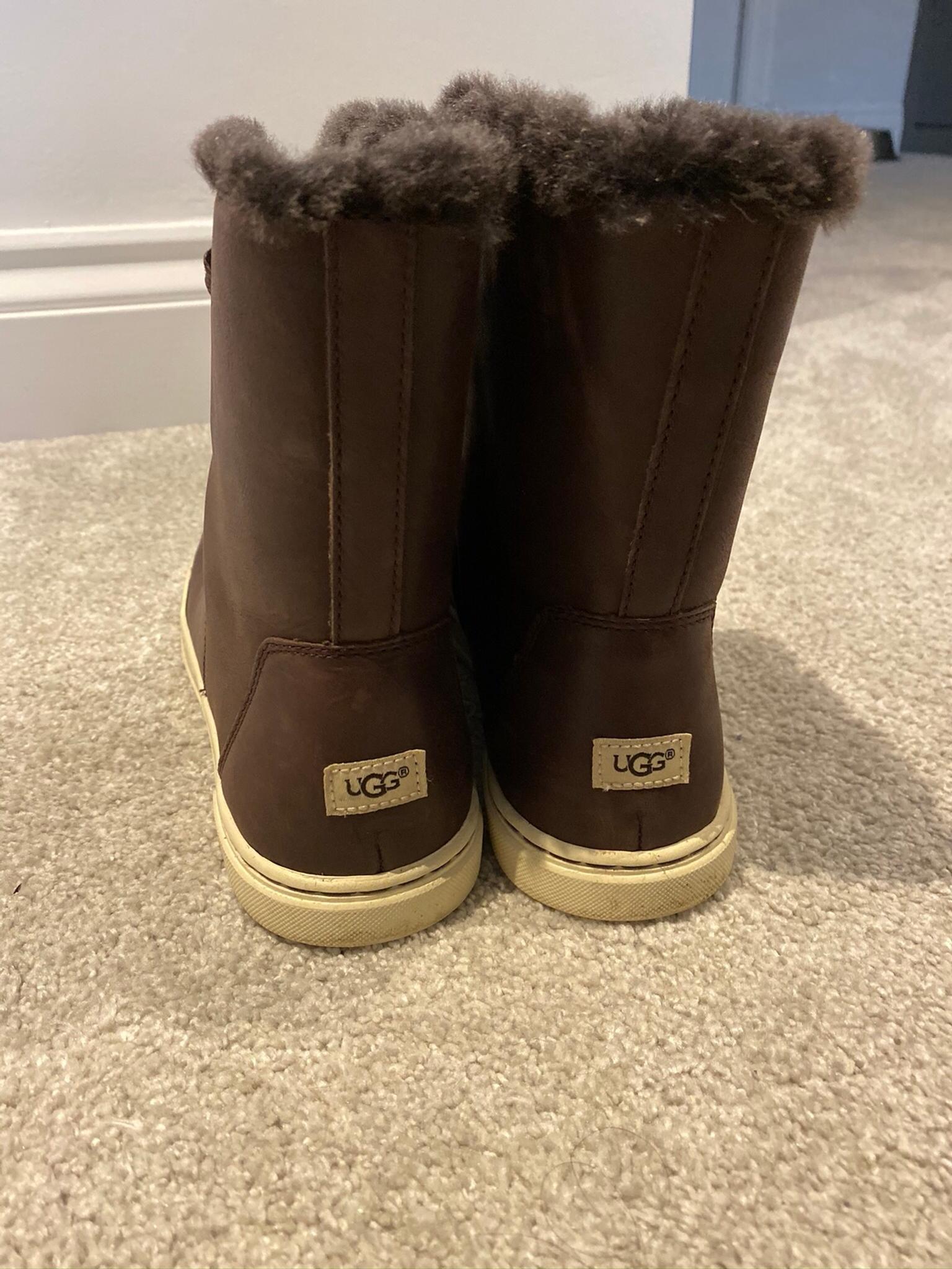 ladies ugg boots size 6.5