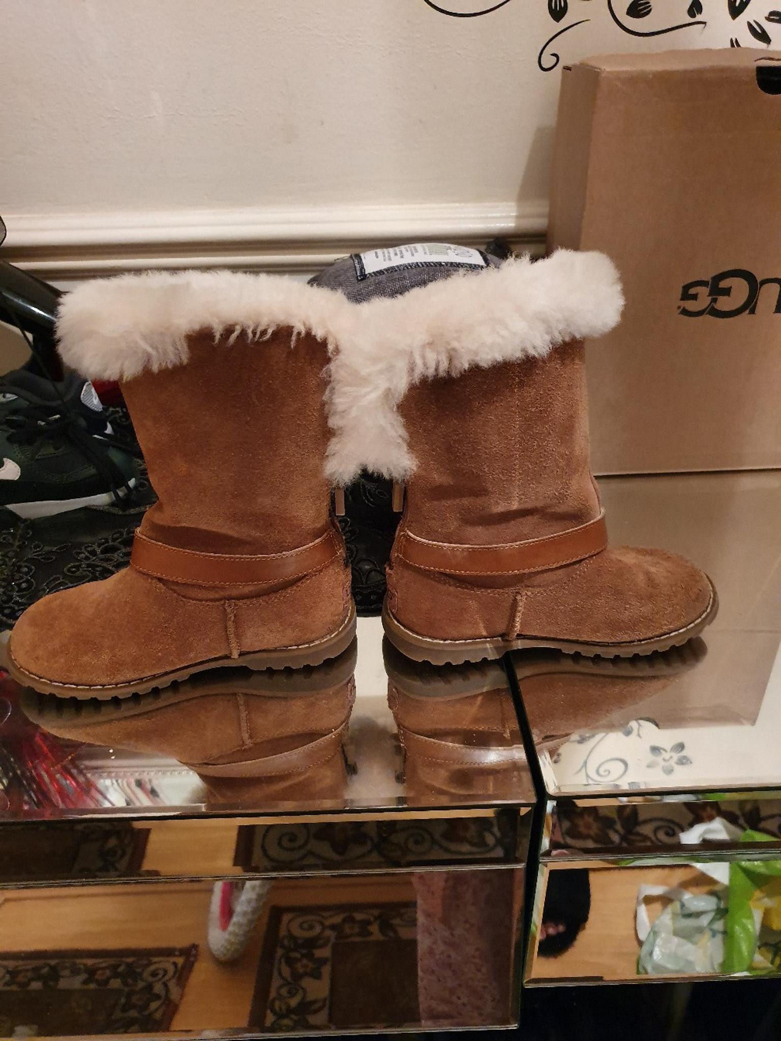 uggs for sale size 8