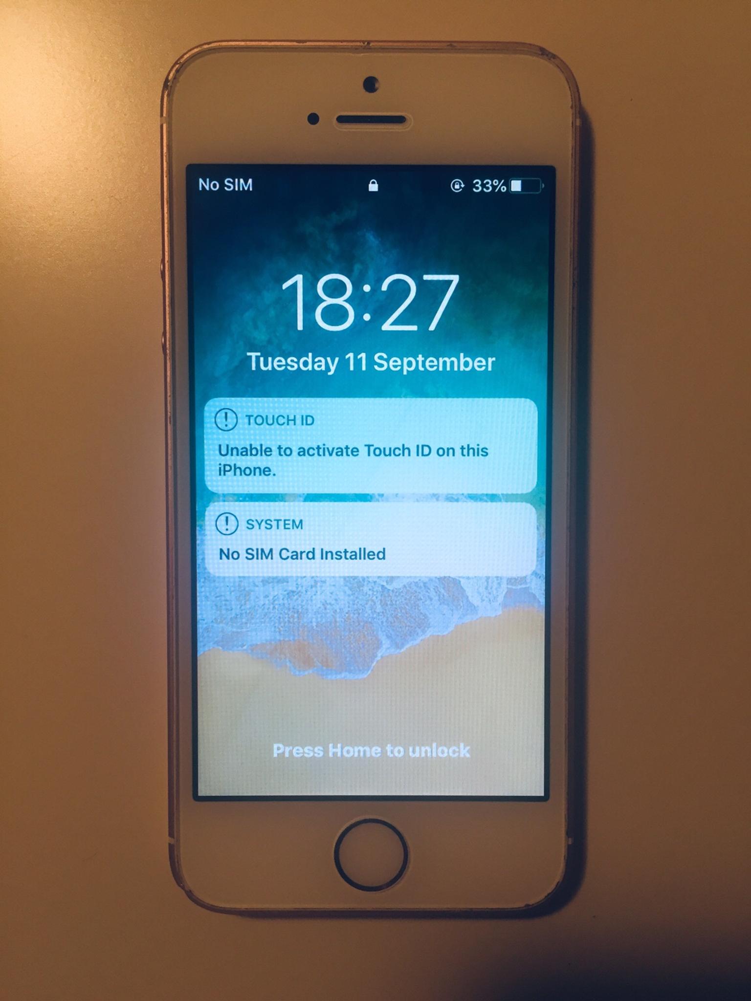 Iphone Se Model A1723 In Bs8 Bristol For 50 00 For Sale Shpock