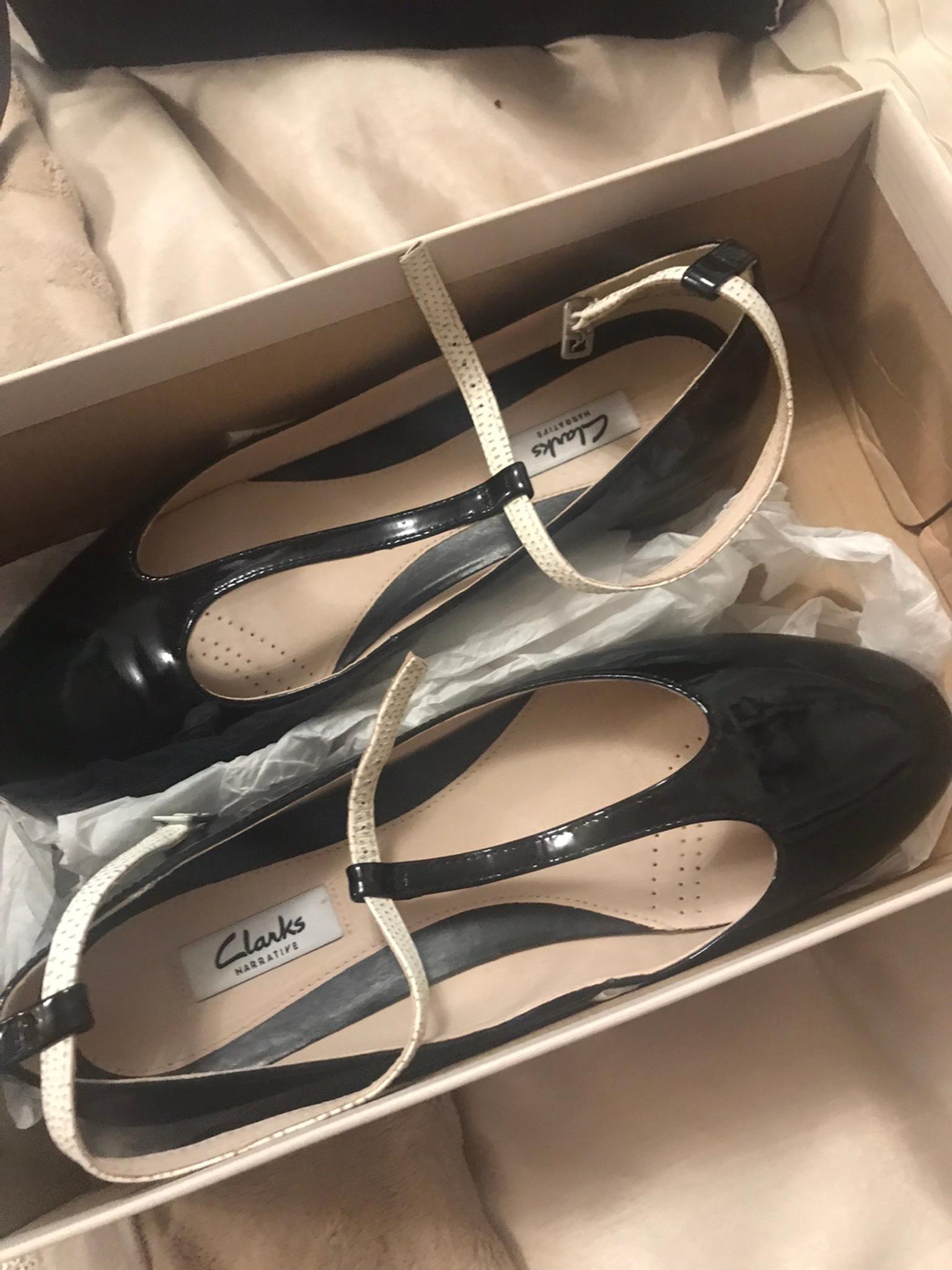 clarks ladies black patent shoes